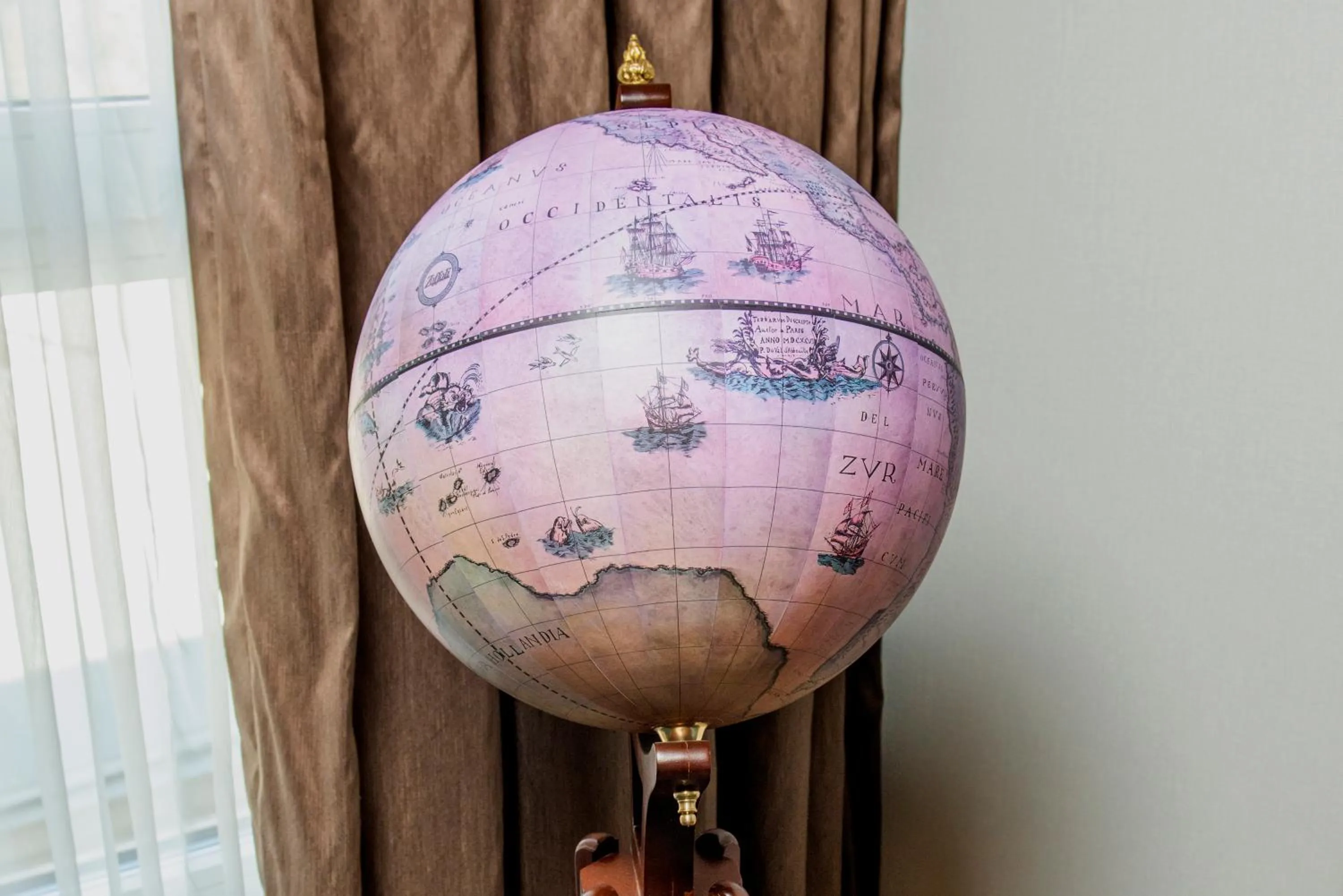 Decorative detail in InterContinental Baku by IHG