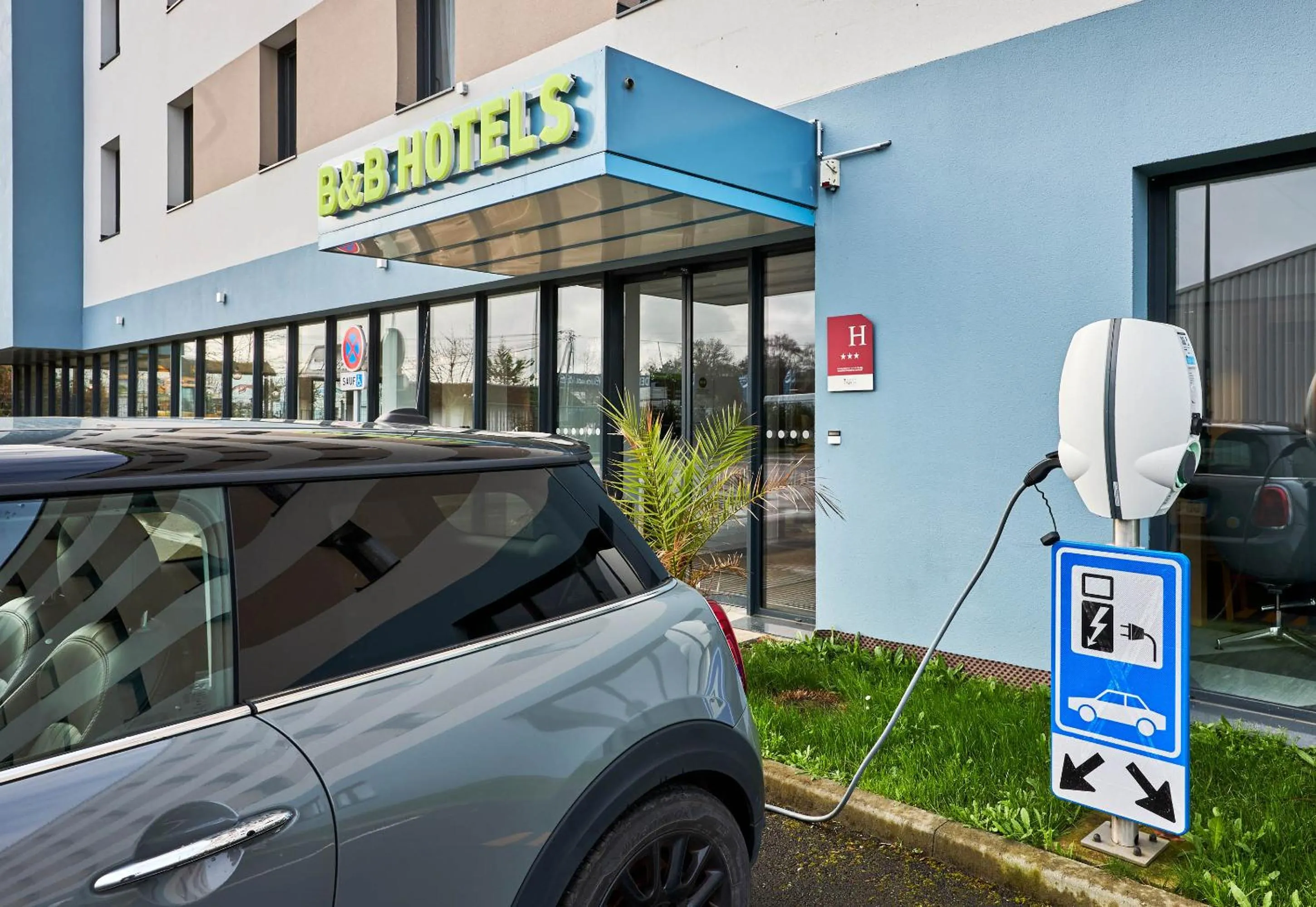 Parking in B&B HOTEL Deauville-Touques