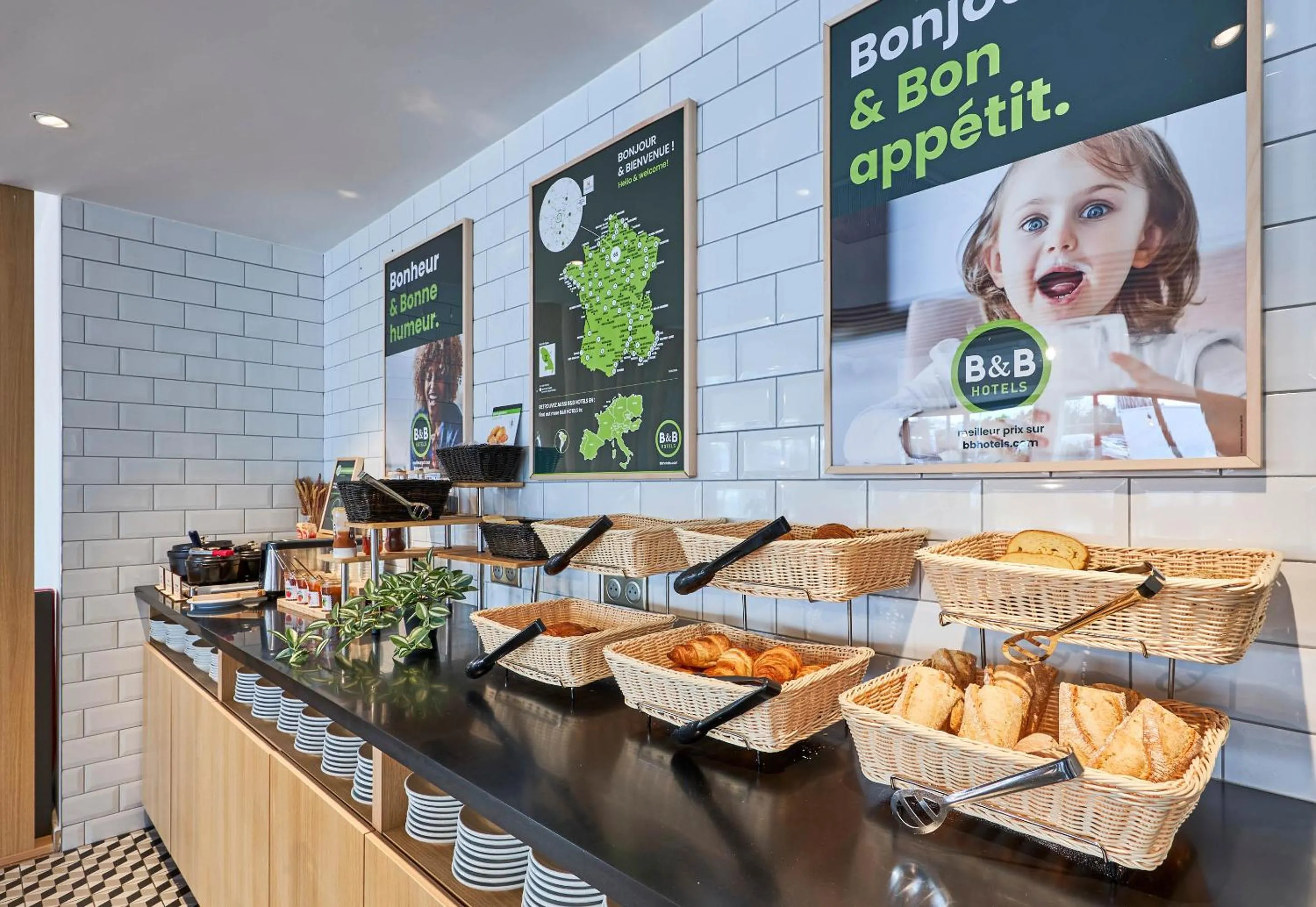 Buffet breakfast in B&B HOTEL Deauville-Touques