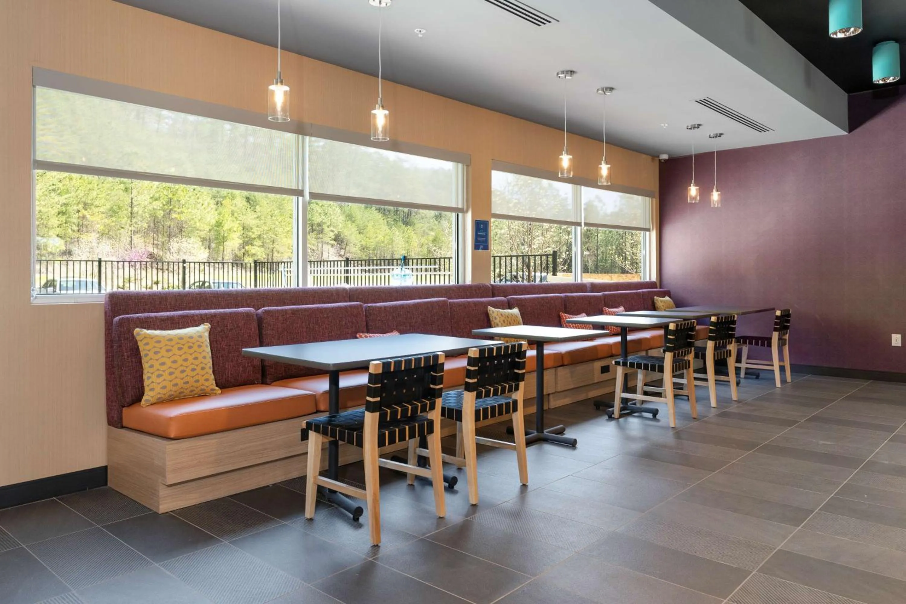 Breakfast in Tru By Hilton Cartersville, Ga