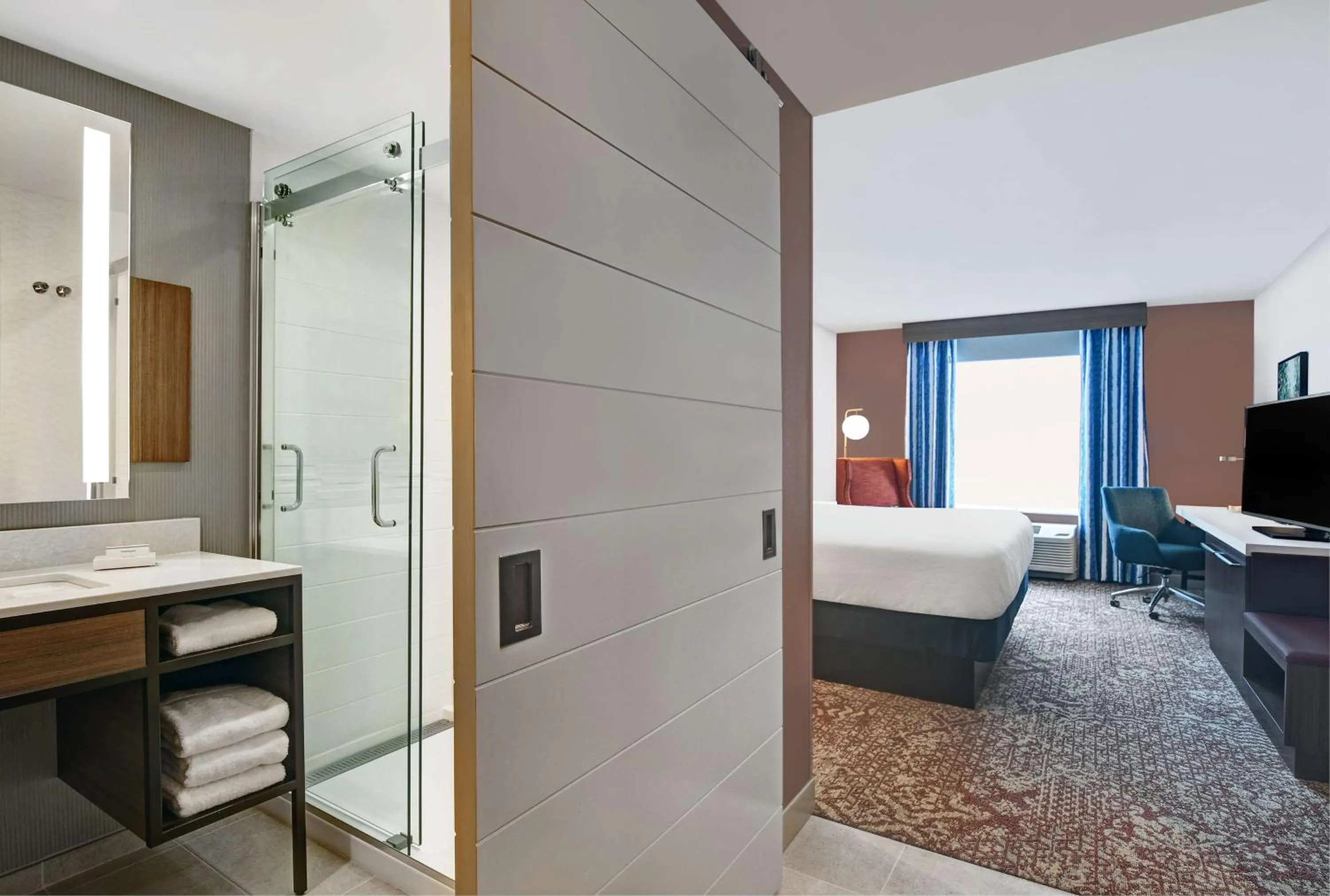 Bedroom, Bed in Hilton Garden Inn Madison Huntsville Airport