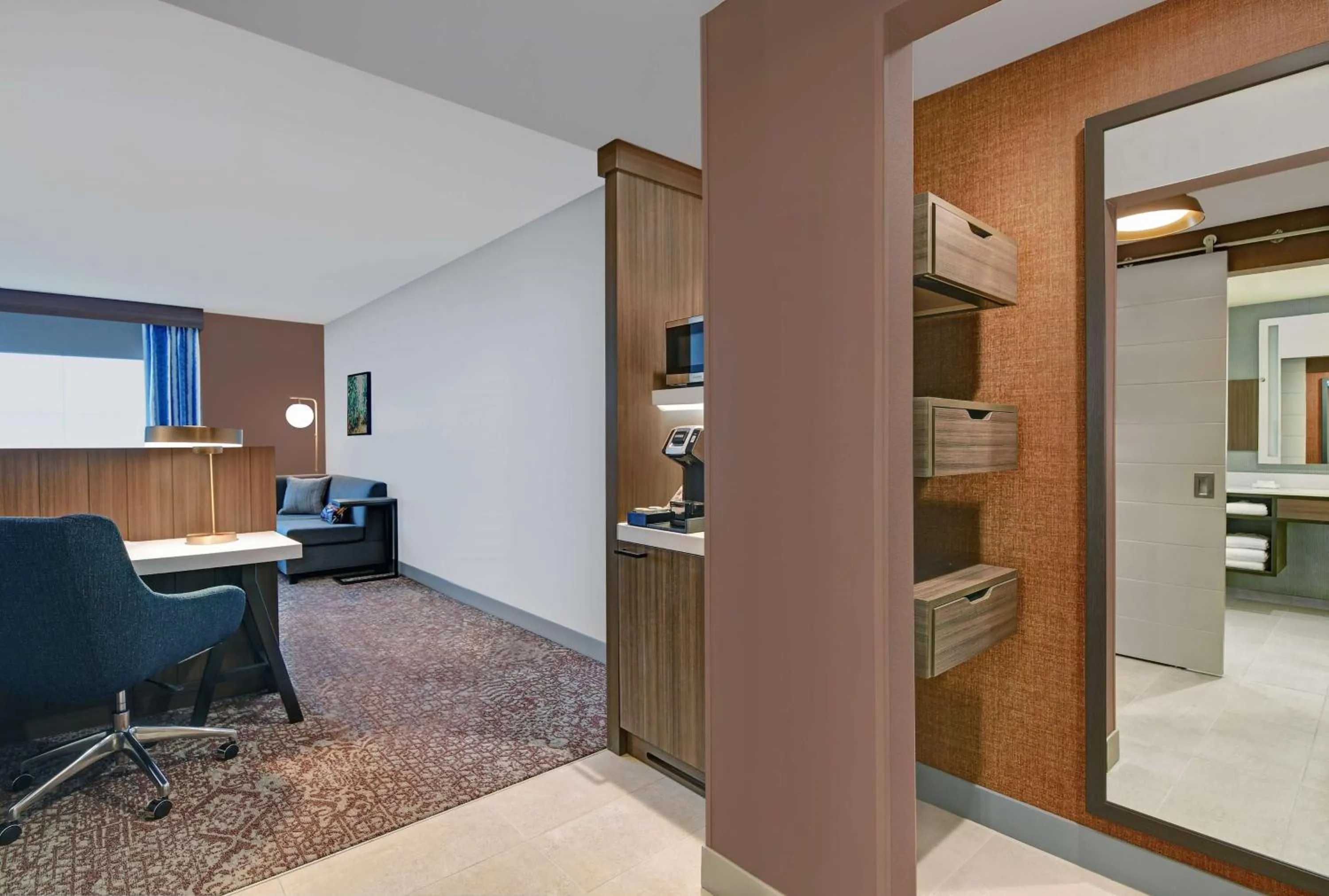 Bedroom in Hilton Garden Inn Madison Huntsville Airport