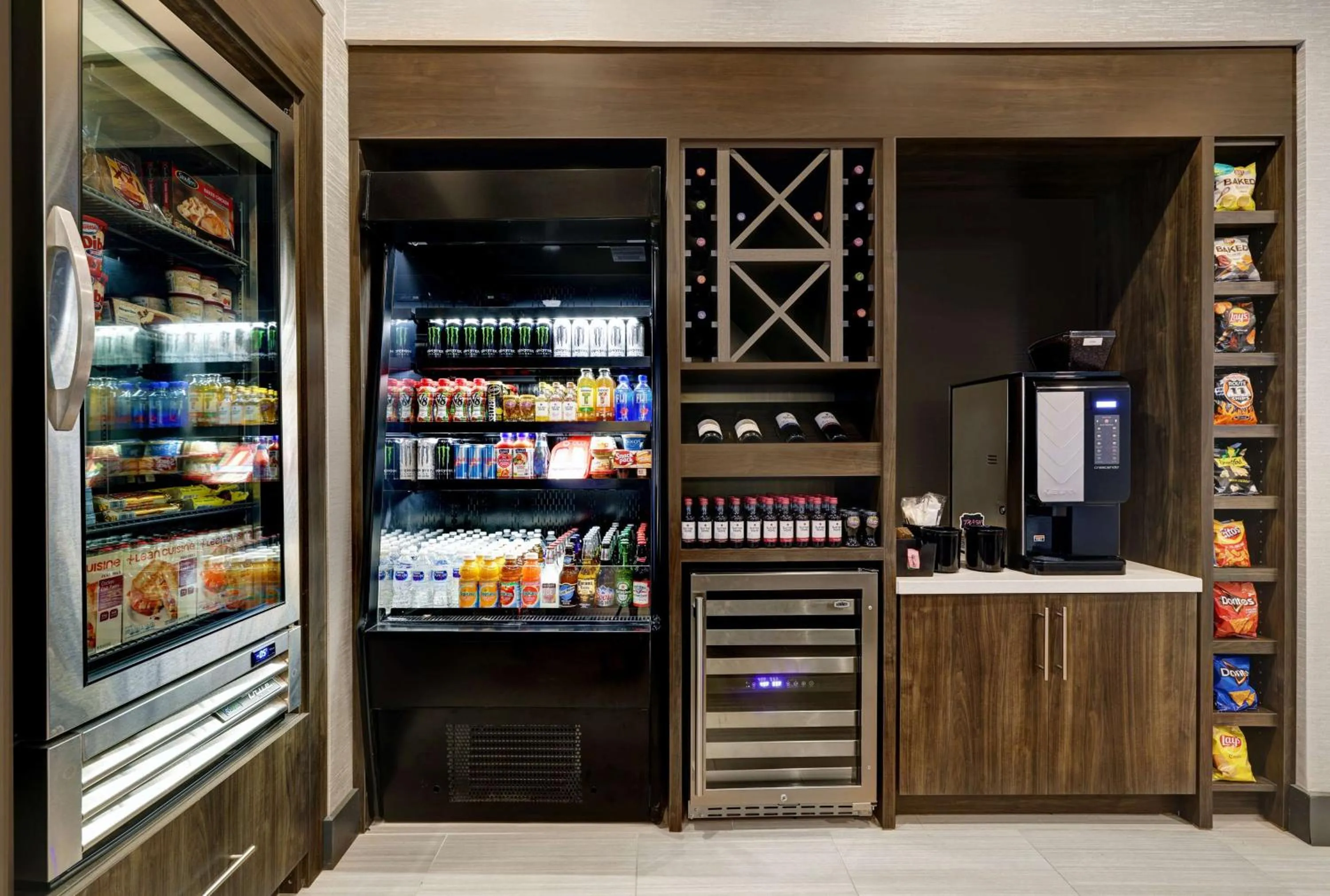 Restaurant/places to eat in Hilton Garden Inn Manassas