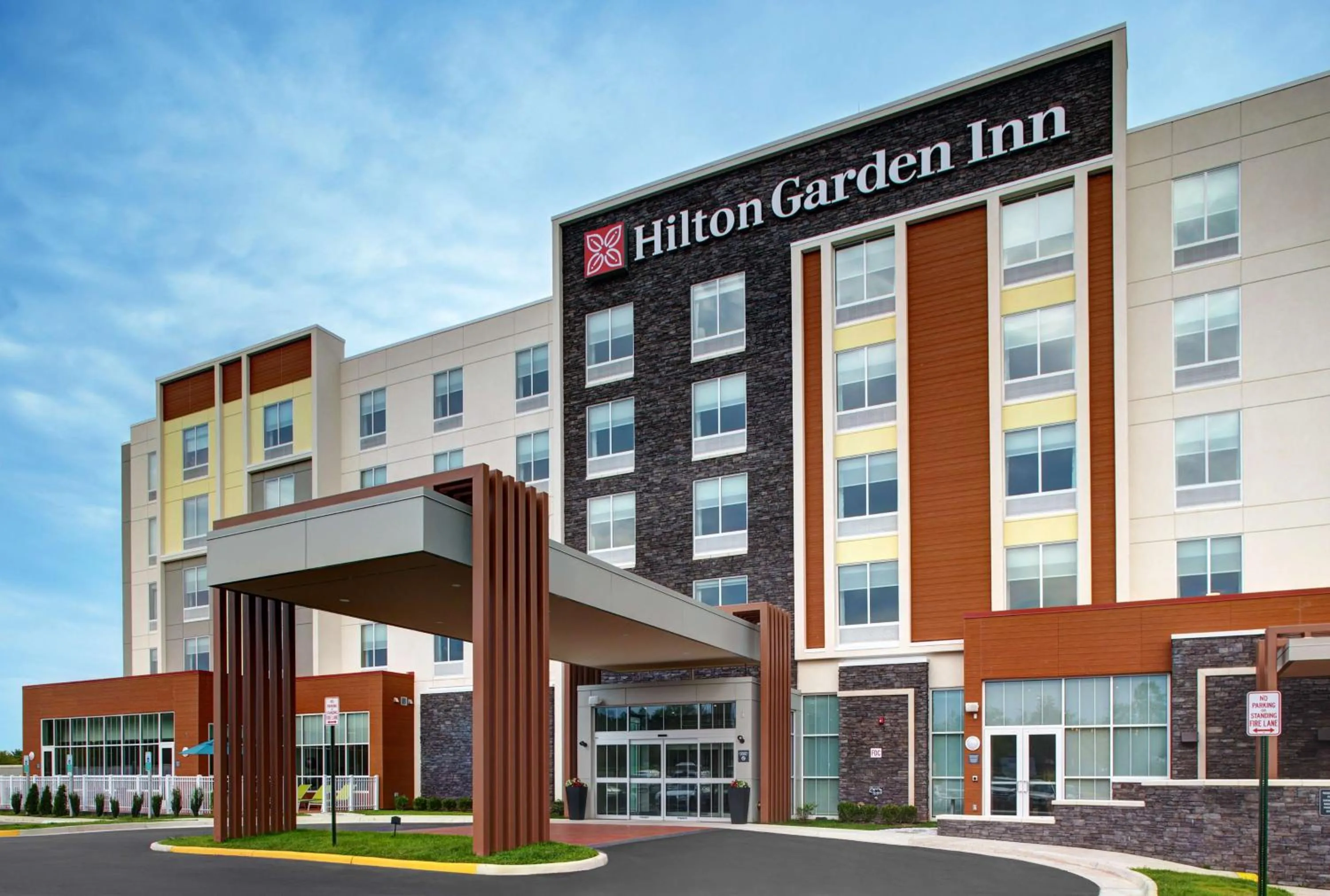 Property building in Hilton Garden Inn Manassas