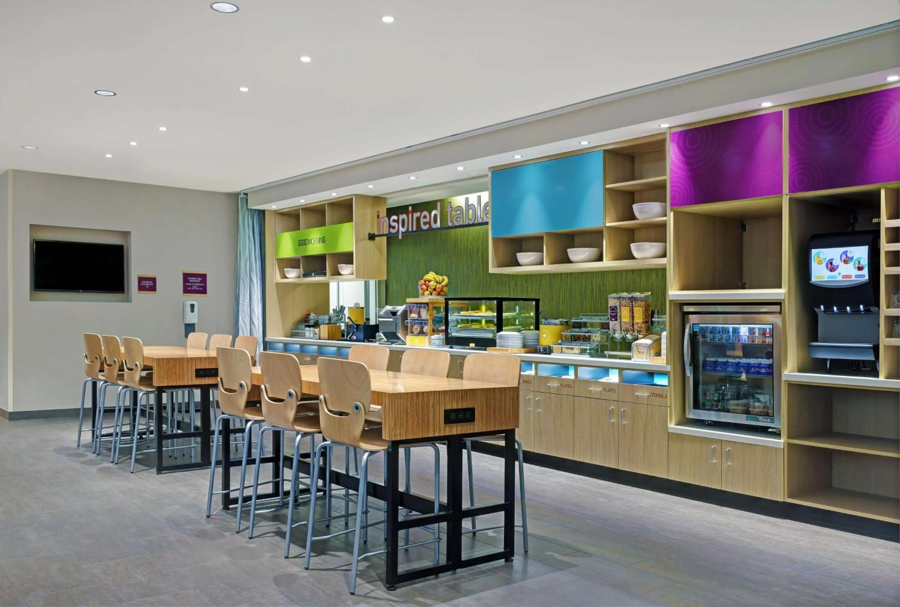 Breakfast in Home2 Suites By Hilton Salem