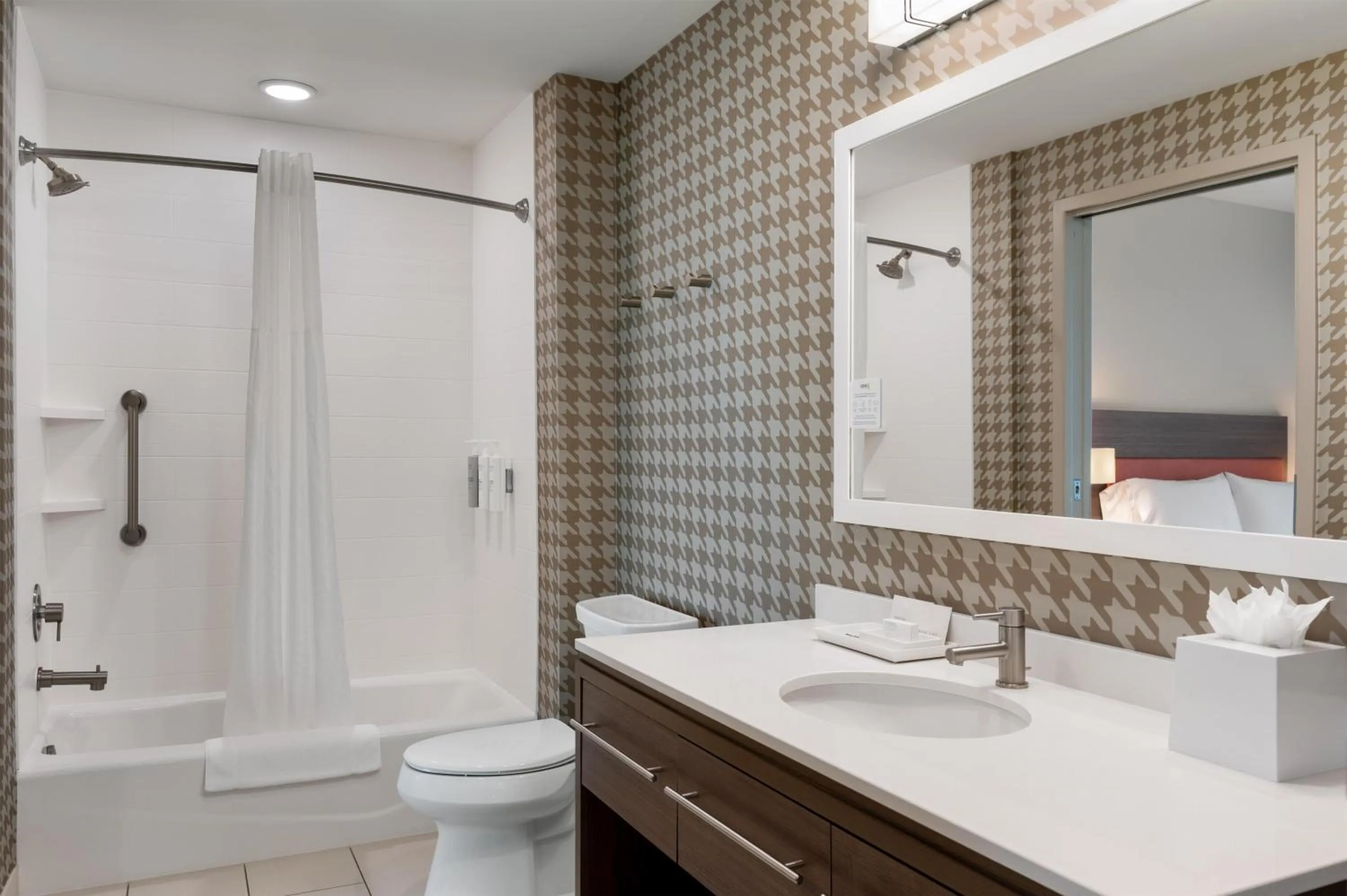 Bathroom in Home2 Suites By Hilton Salem