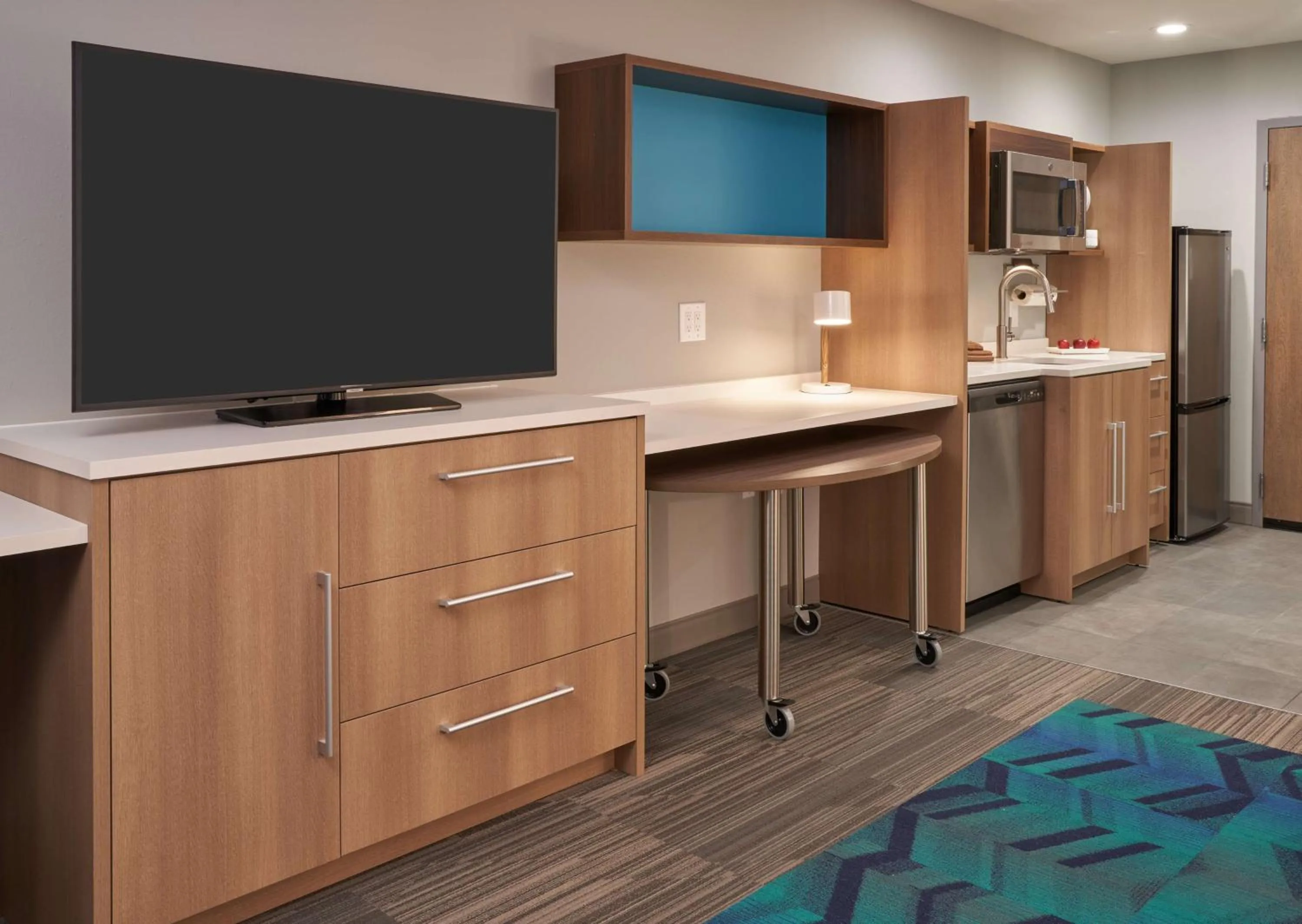 Bedroom in Home2 Suites By Hilton Pompano Beach Pier, Fl