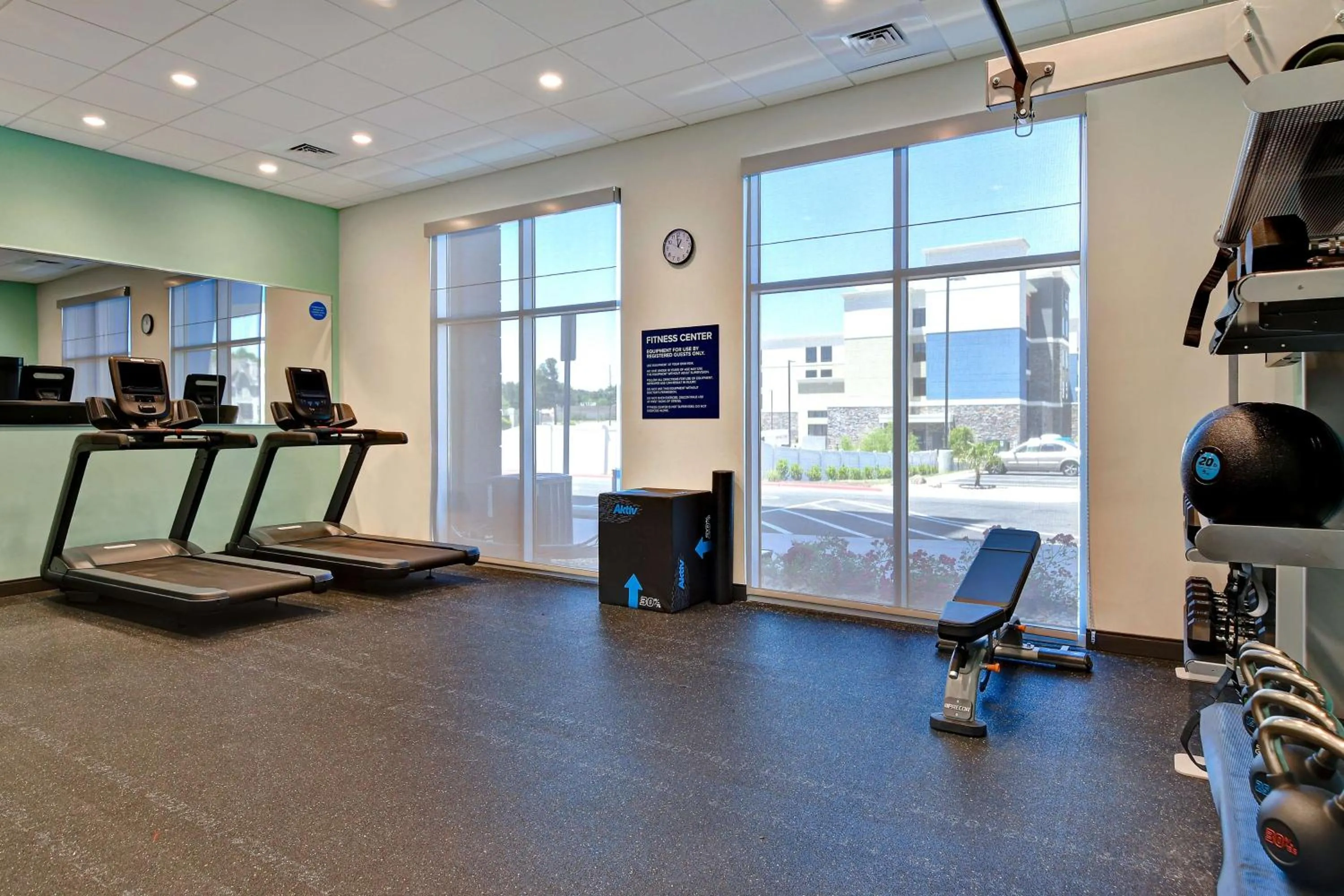 Fitness centre/facilities in Tru By Hilton Rocky Mount, Nc