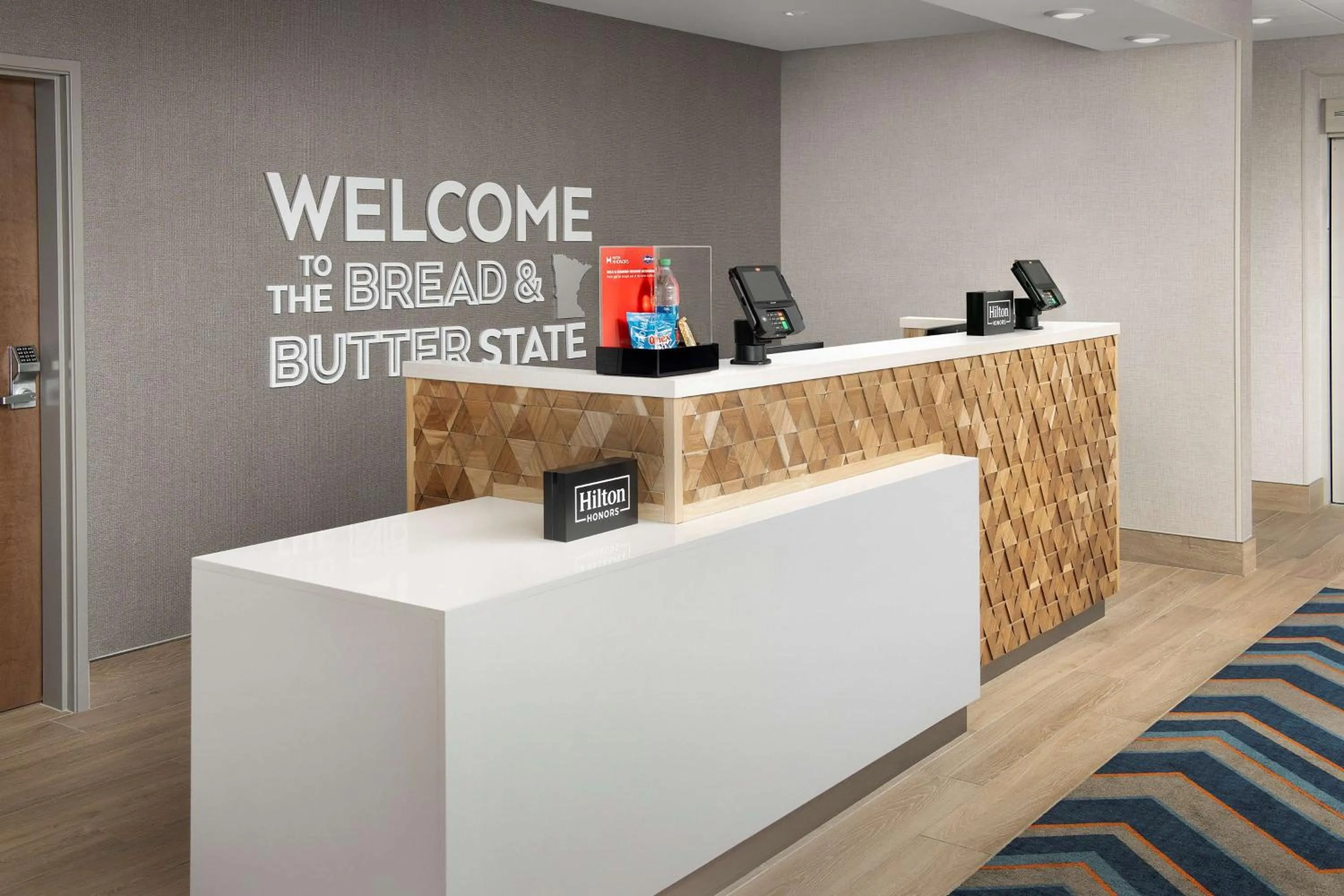 Lobby or reception in Hampton Inn Warroad, MN