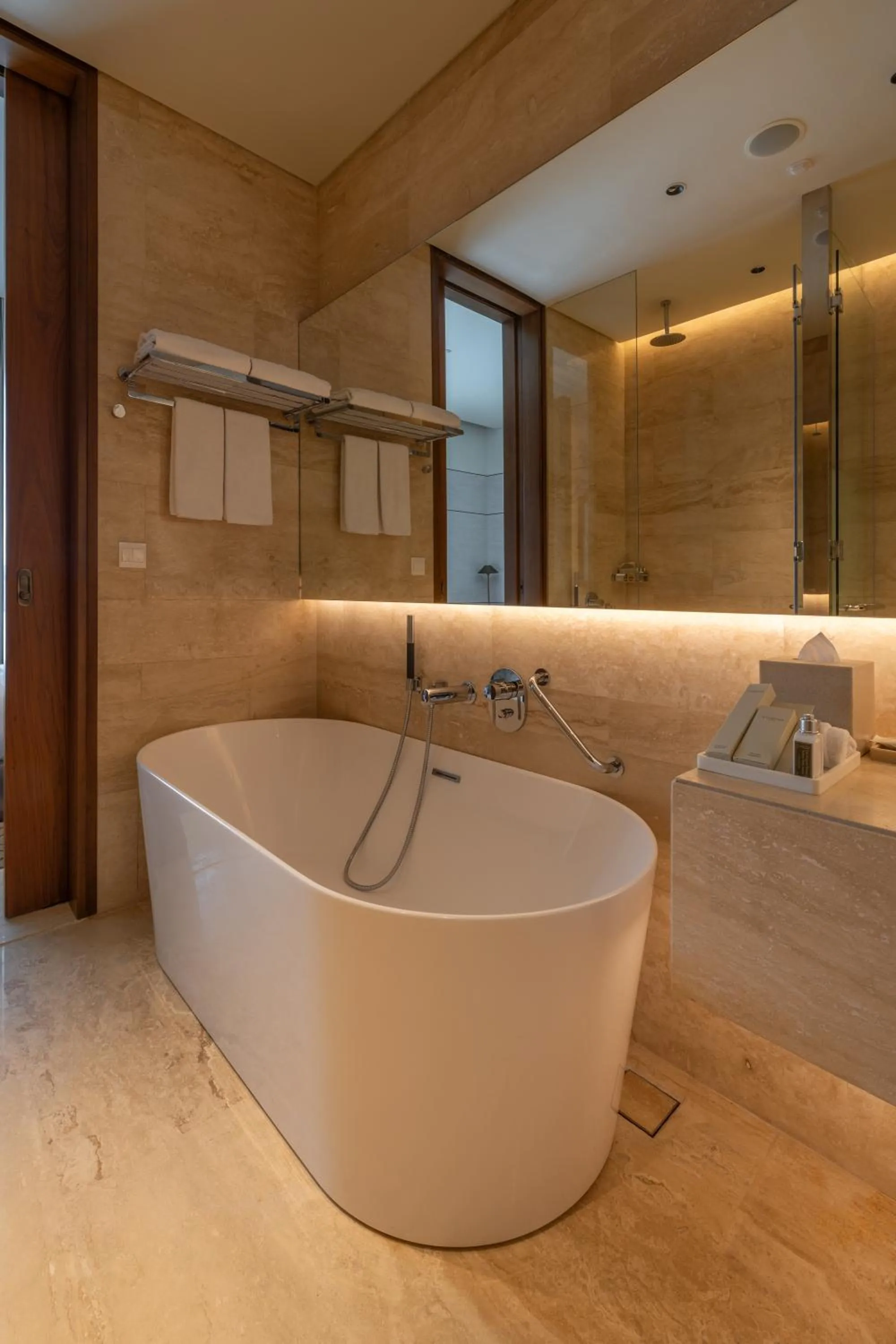 Bath in SHIRVAN Hotel City Yard Jeddah