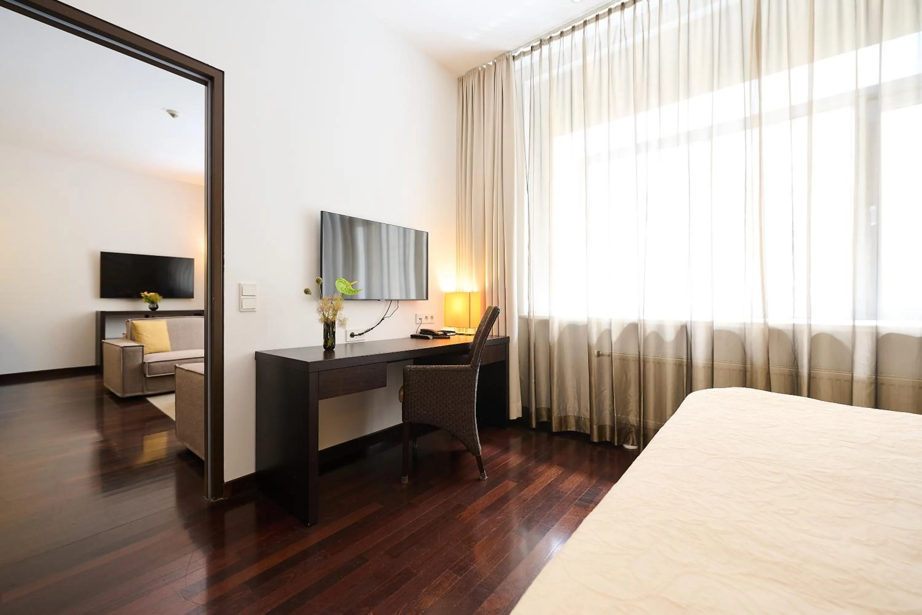 TV and multimedia, Bed in MyPlace Premium Apartments