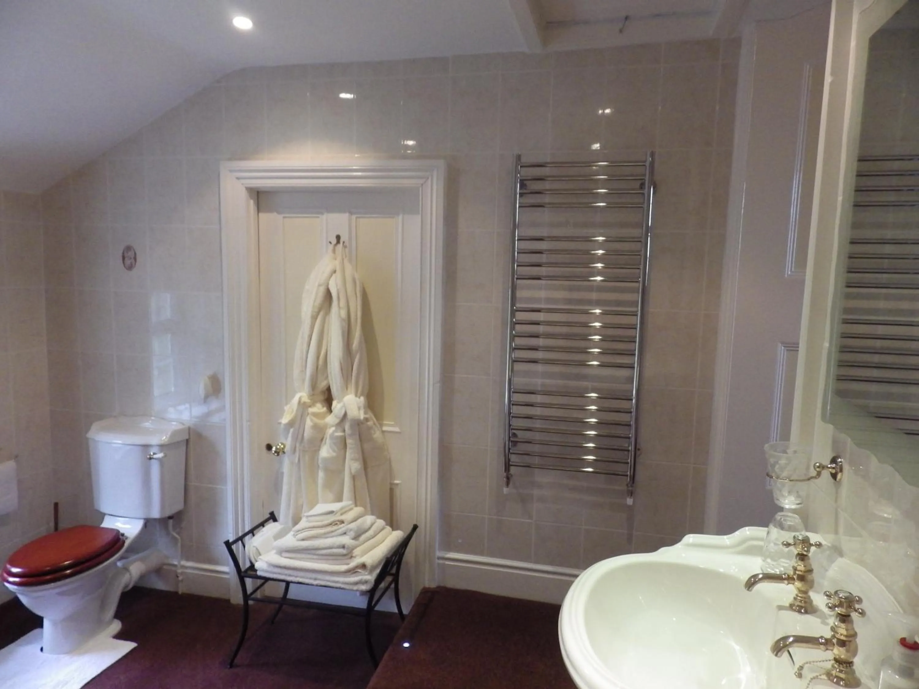 Bathroom in Sorbietrees B&B