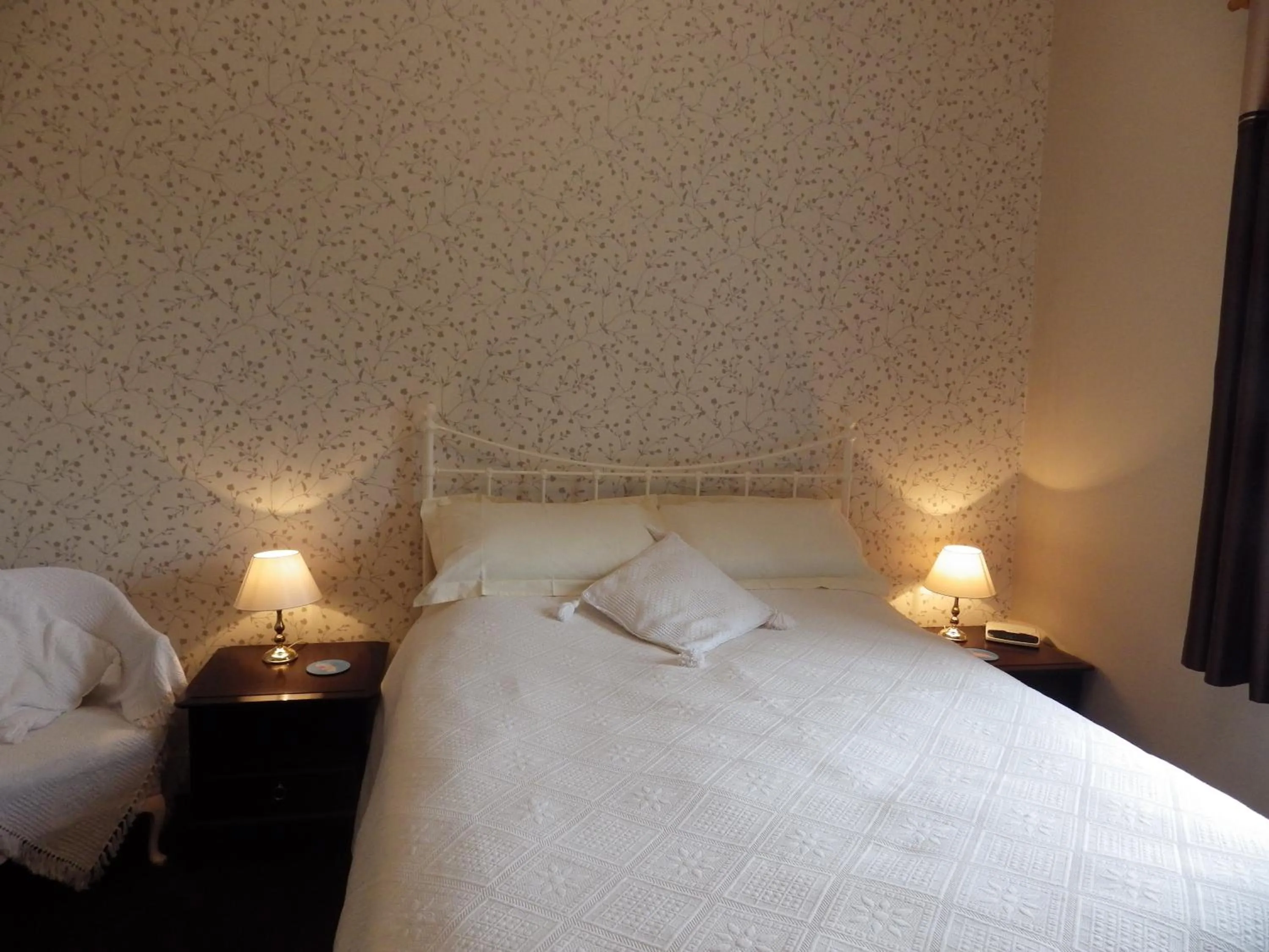 Photo of the whole room, Bed in Sorbietrees B&B