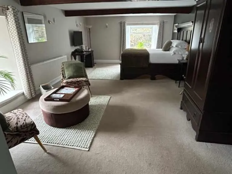 Bed in The Maltsters Arms