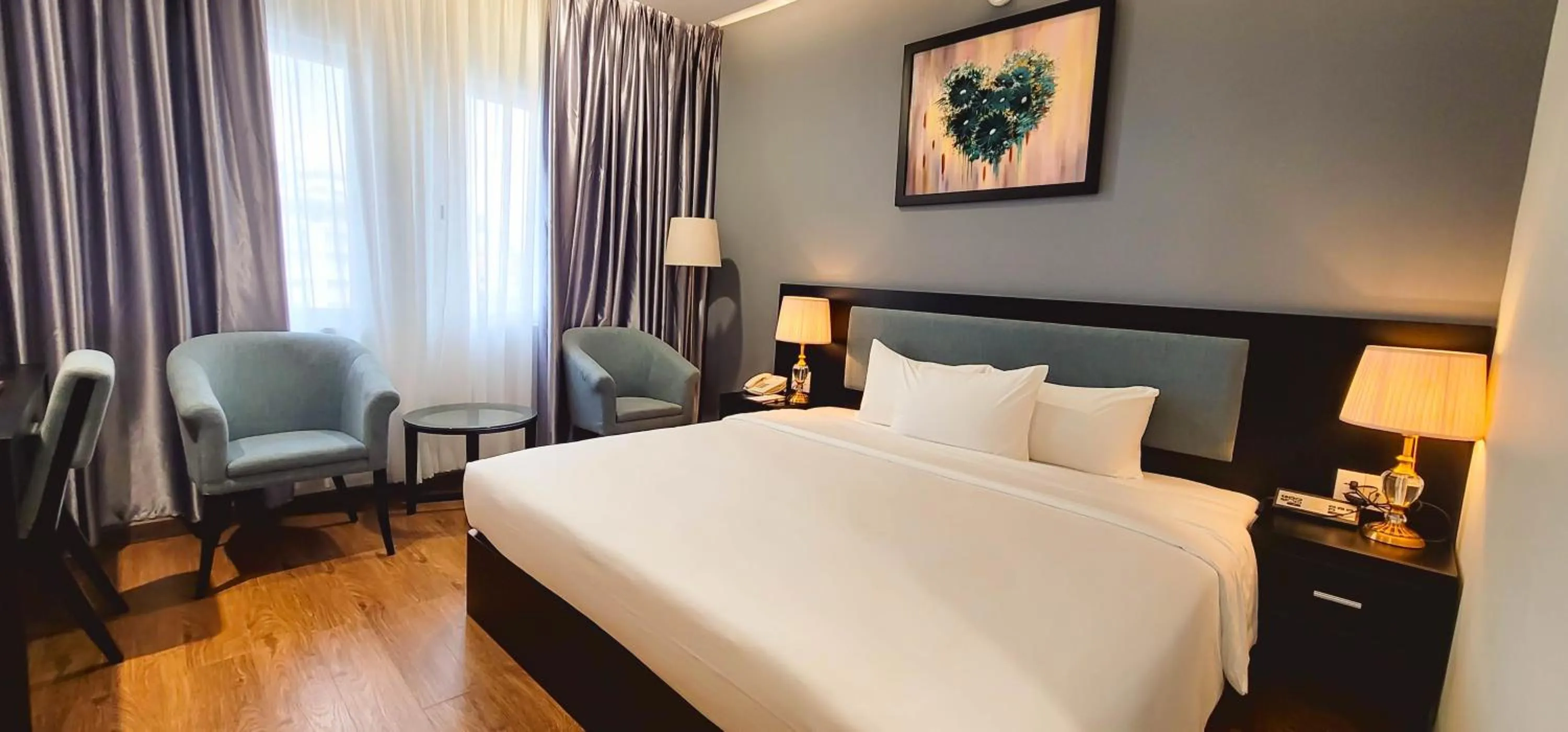 Bedroom, Bed in Royal Hotel Saigon