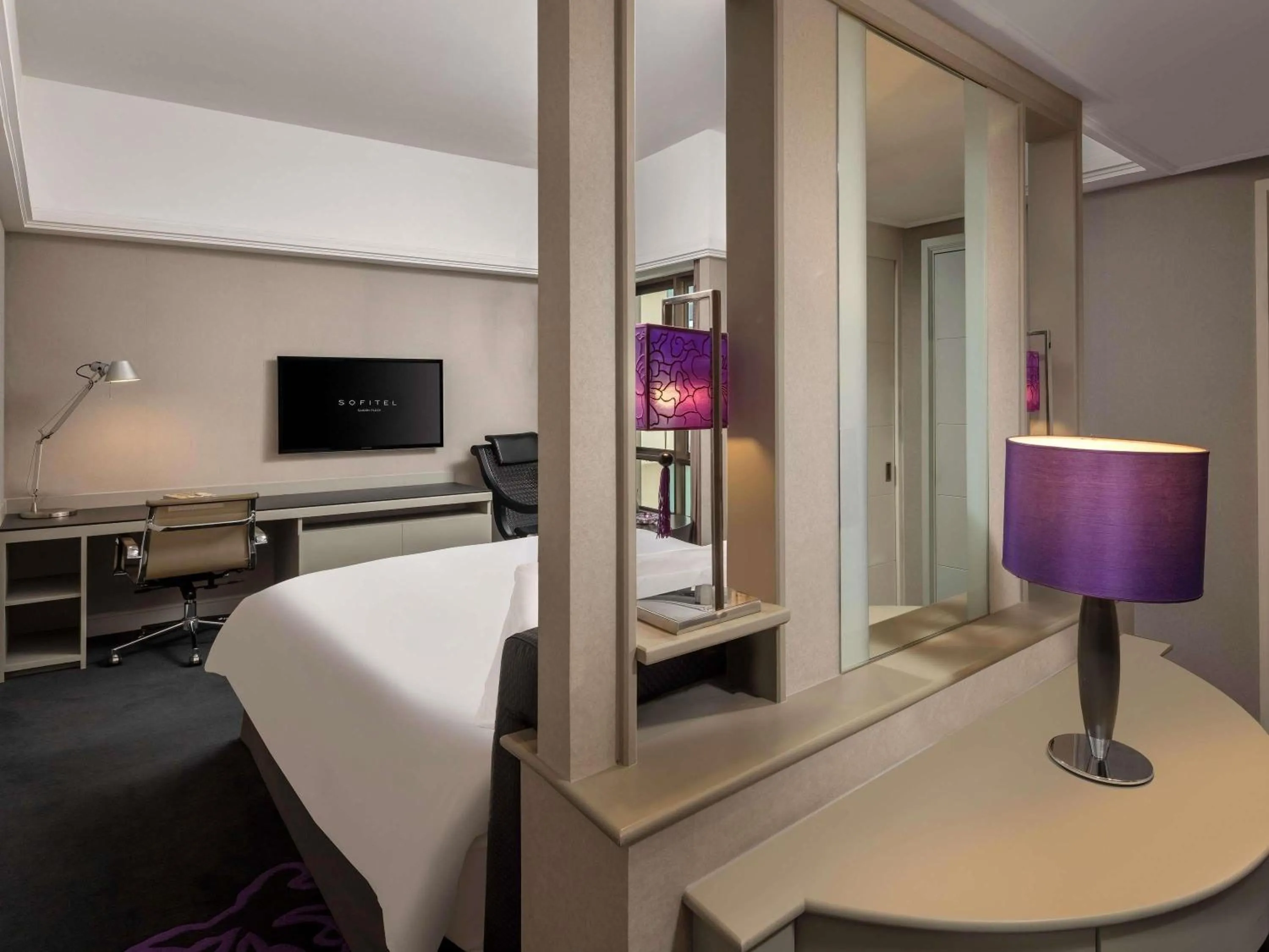 Bedroom, Bed in Sofitel Saigon Plaza