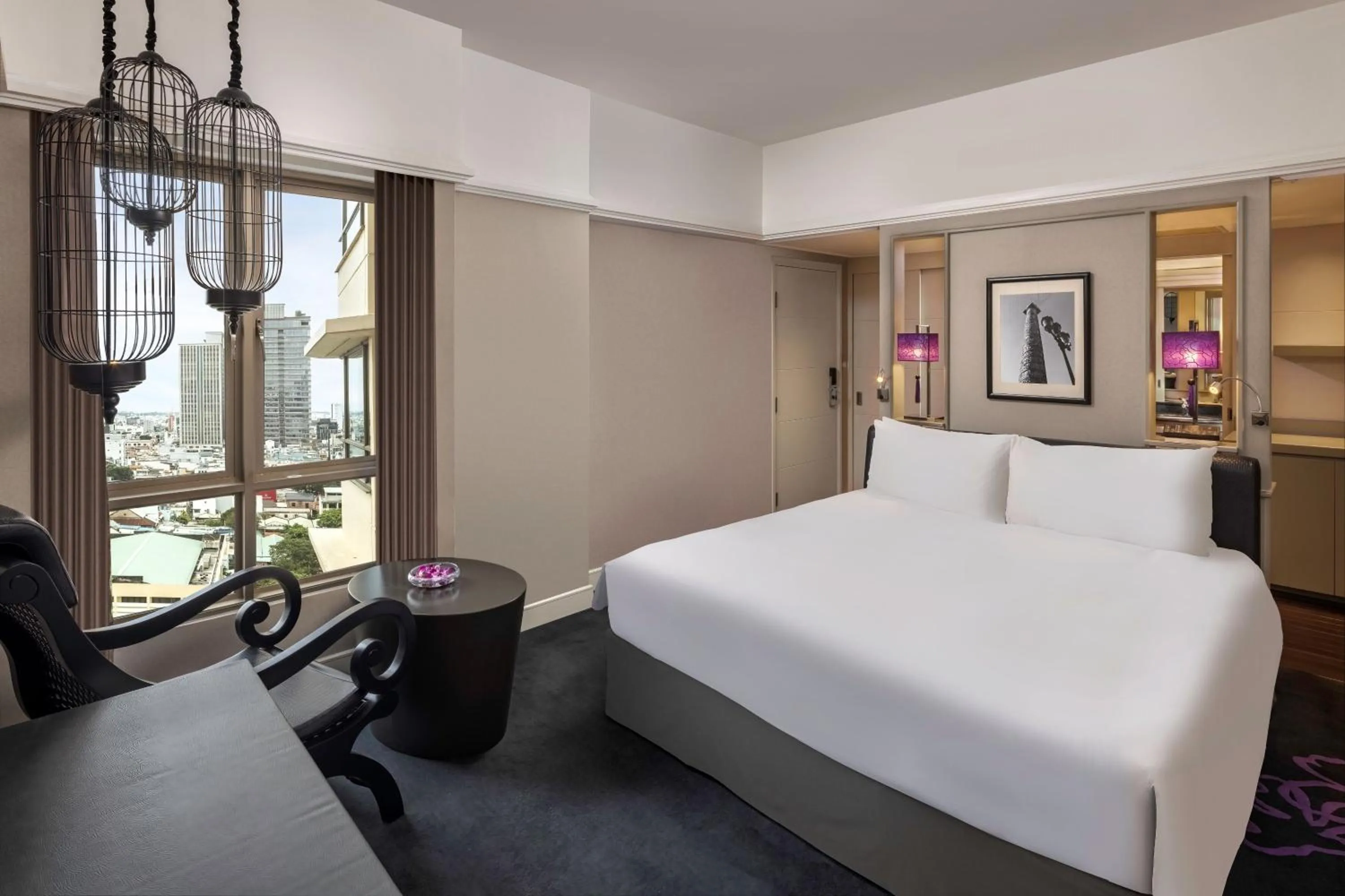 Bed in Sofitel Saigon Plaza