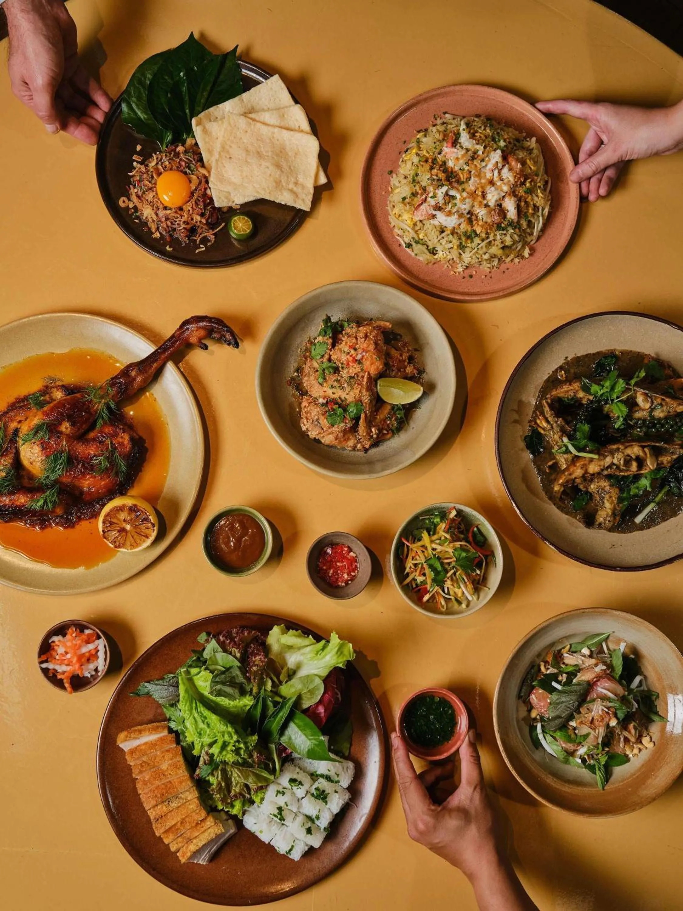 Restaurant/places to eat in Sofitel Saigon Plaza