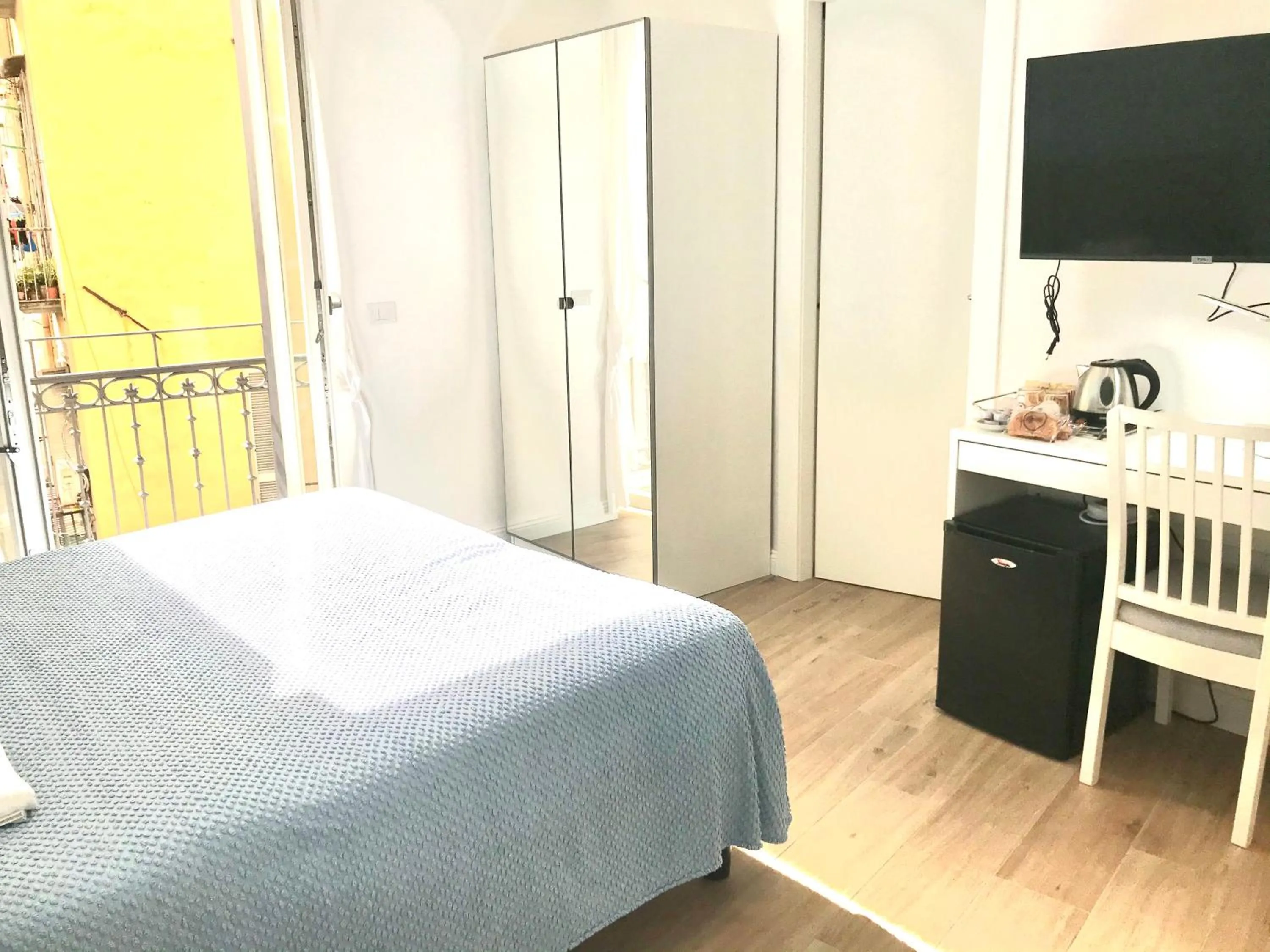 Bedroom, Bed in Agorà