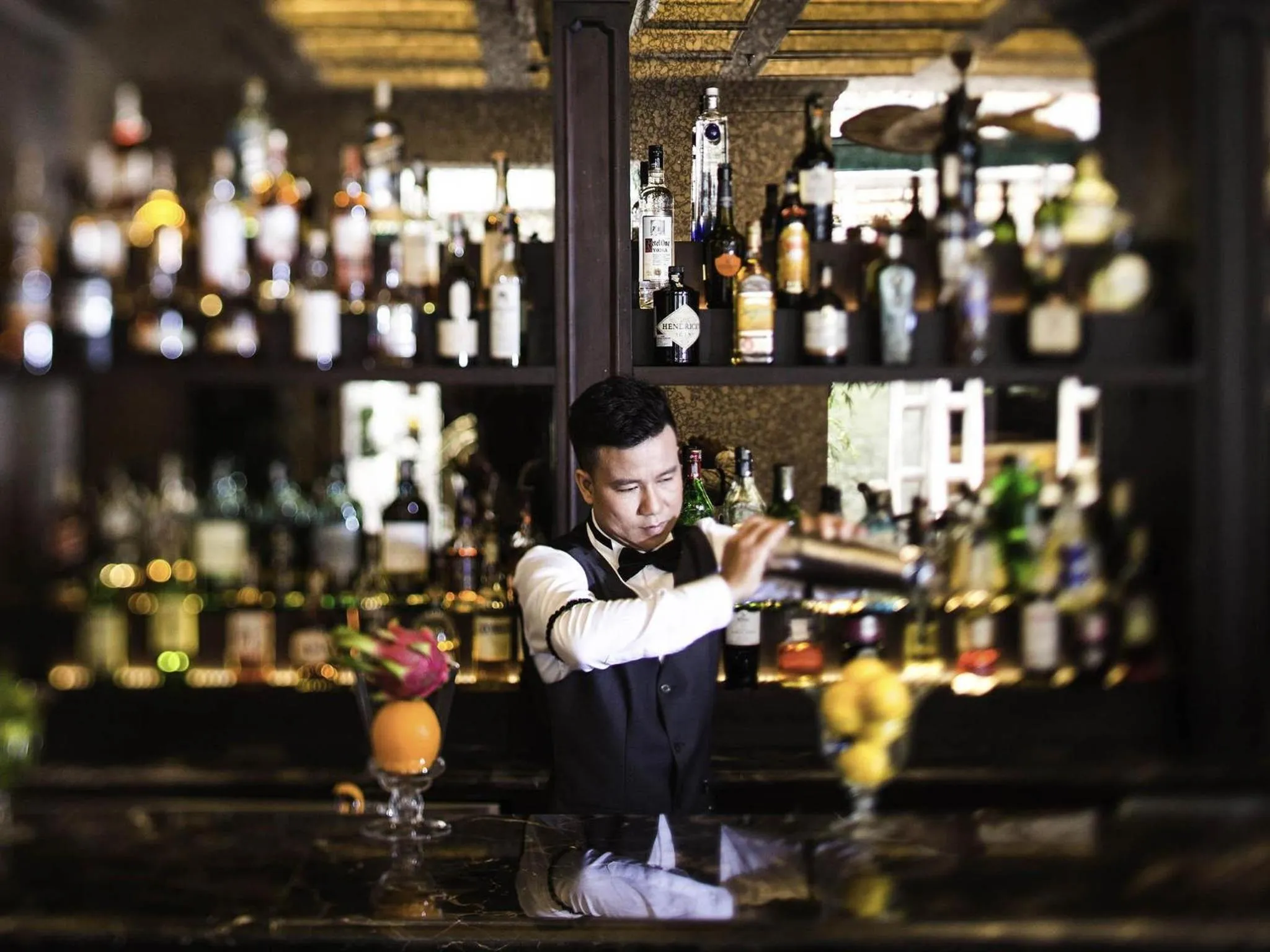 Lounge or bar in Sofitel Legend Metropole Hanoi