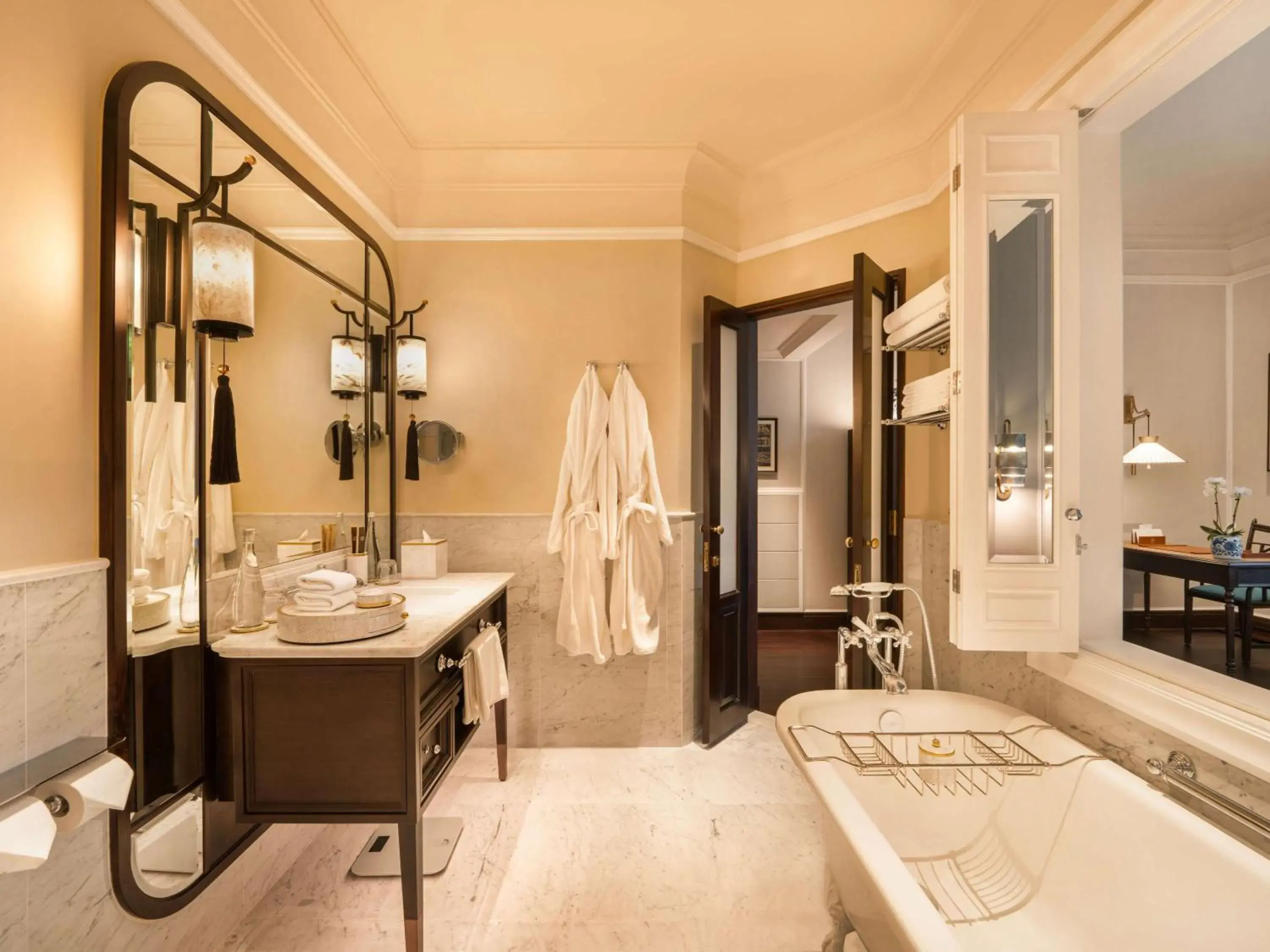 Heritage Wing Grand Luxury Room with Twin Beds - Metropole Privileges and Benefits in Sofitel Legend Metropole Hanoi Heritage Wing Grand Luxury Room with Twin Beds - Metropole Privileges and Benefits in Sofitel Legend Metropole Hanoi