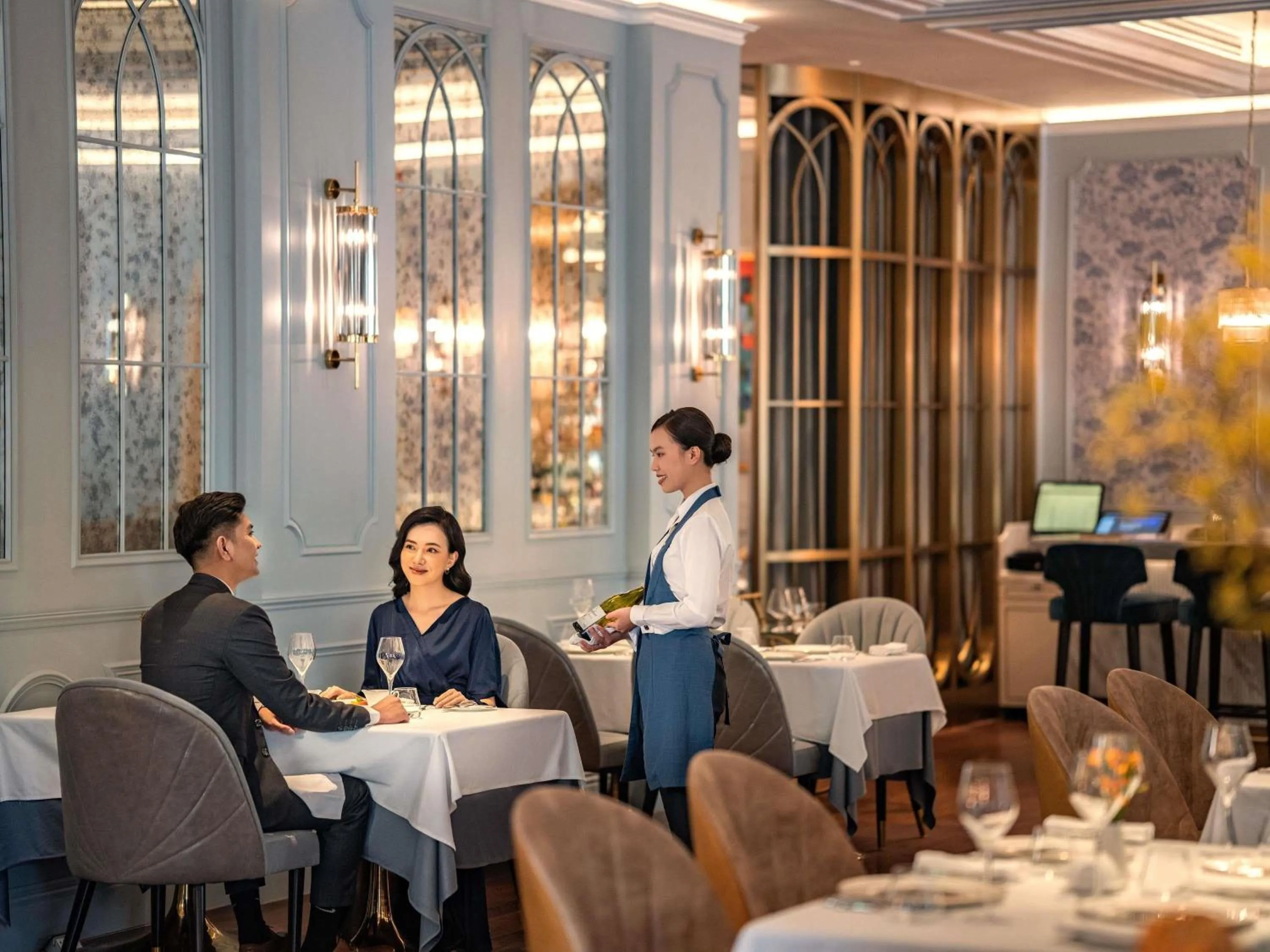 Restaurant/places to eat in Sofitel Legend Metropole Hanoi