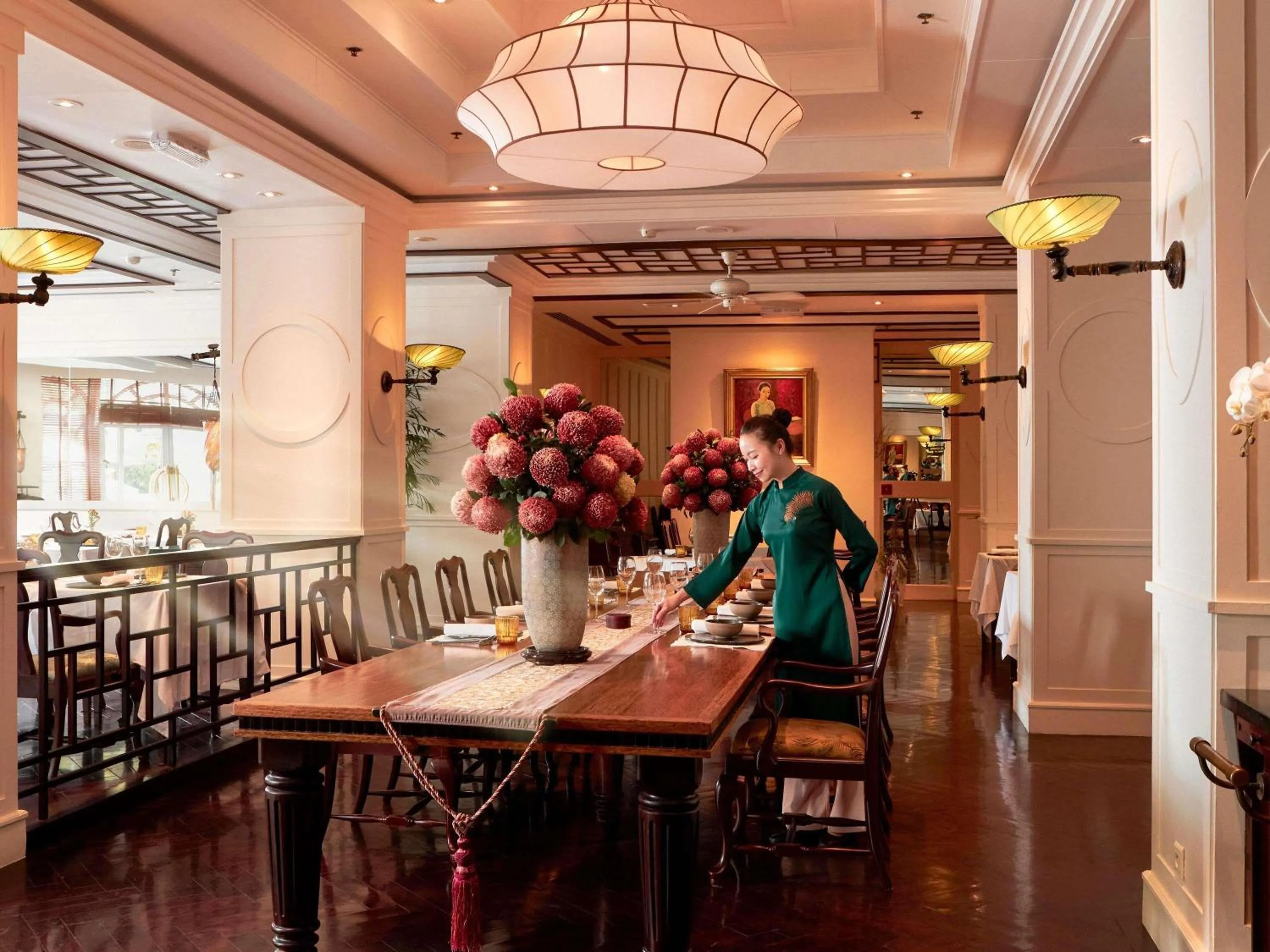 Restaurant/places to eat in Sofitel Legend Metropole Hanoi