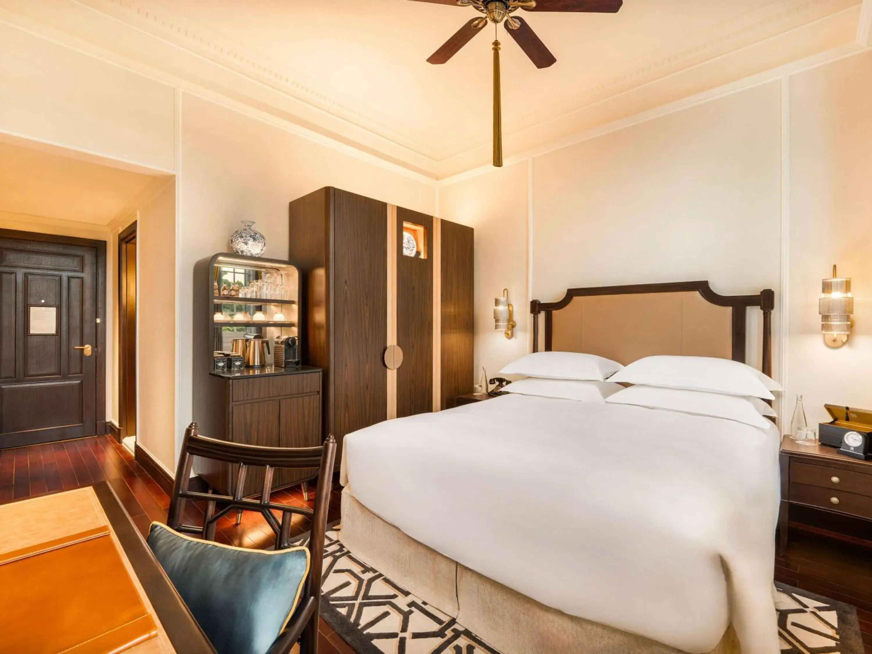 Heritage Wing Luxury Room with Twin Beds - single occupancy in Sofitel Legend Metropole Hanoi Heritage Wing Luxury Room with Twin Beds - single occupancy in Sofitel Legend Metropole Hanoi