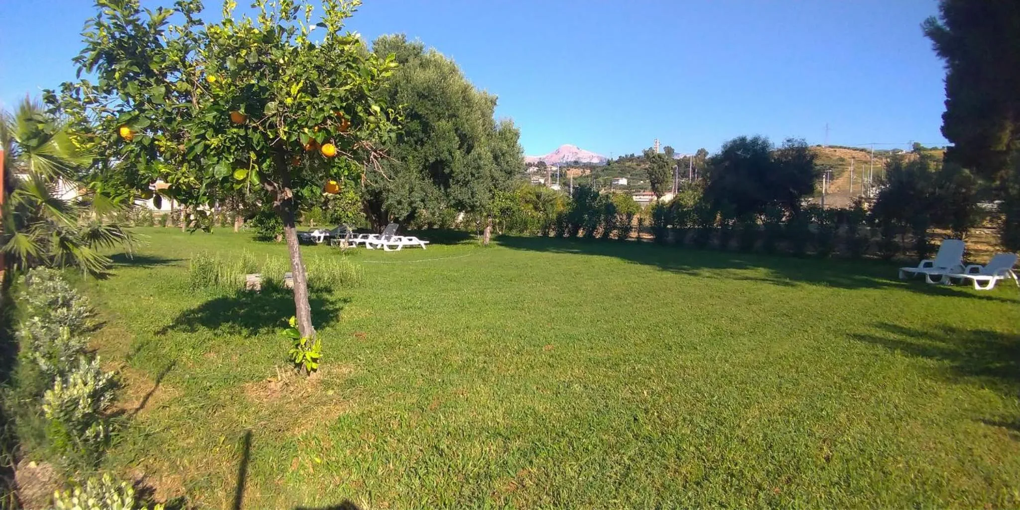 Property building in Villa Teti - Sicilia