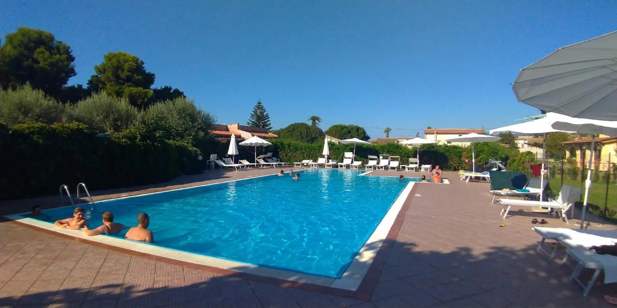 Swimming pool in Villa Teti - Sicilia