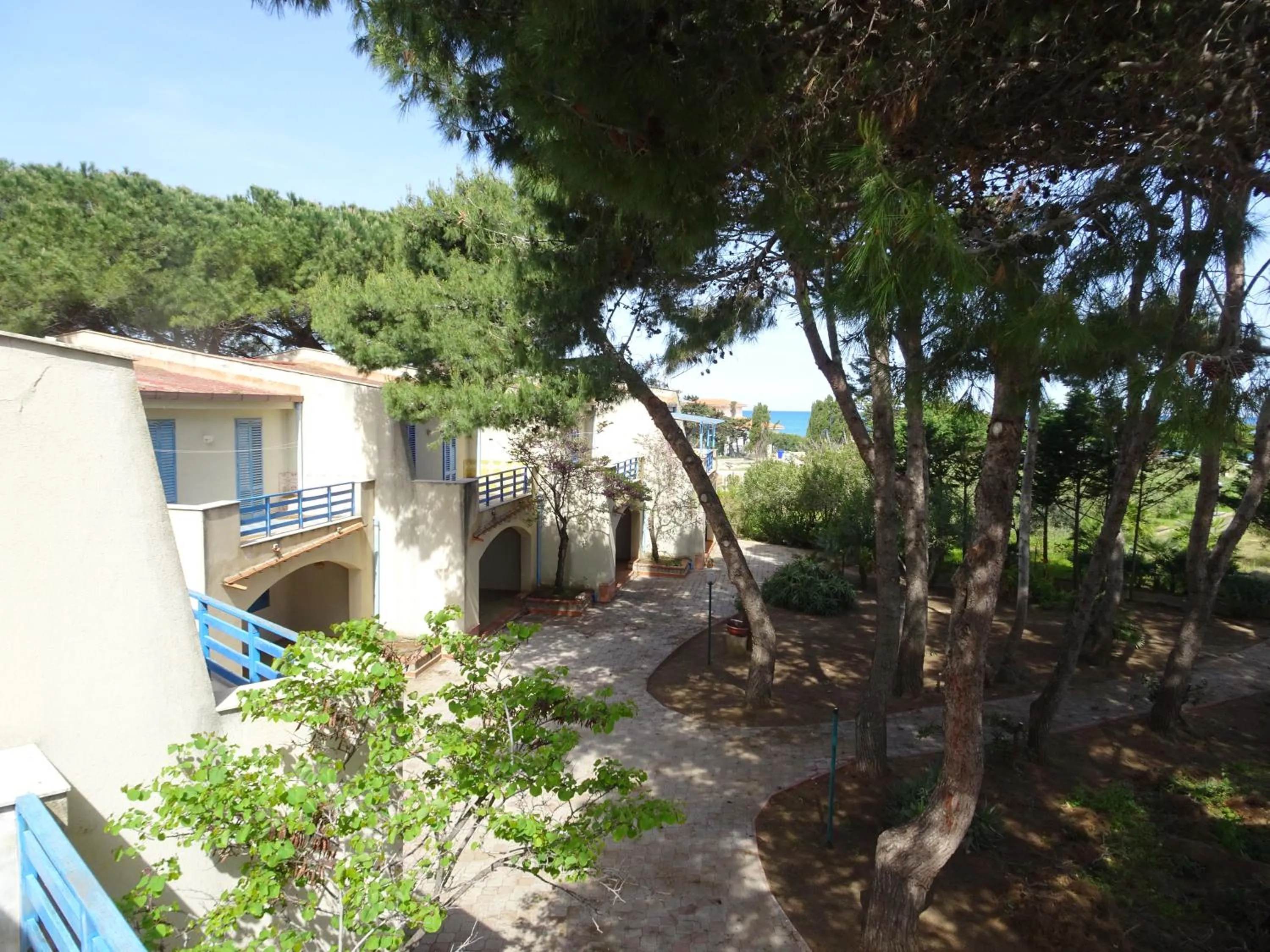 Property building in Villa Teti - Sicilia