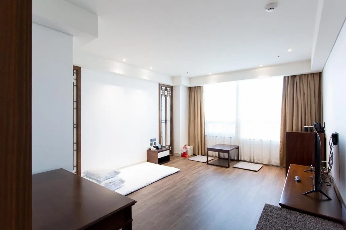 Bed in Interburgo Hotel Wonju