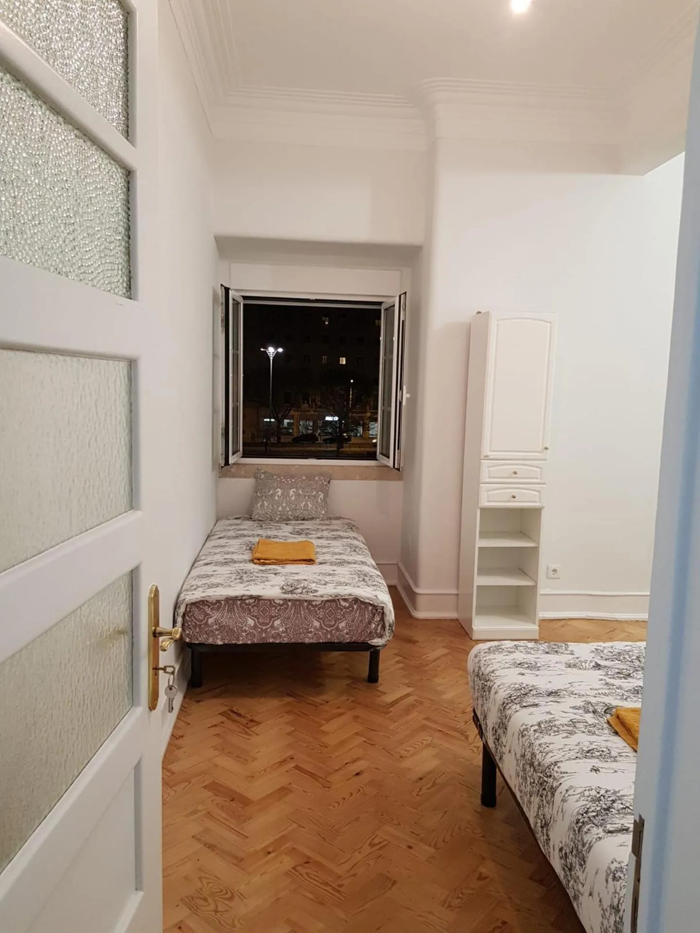 Bed in Rainbow Guest House