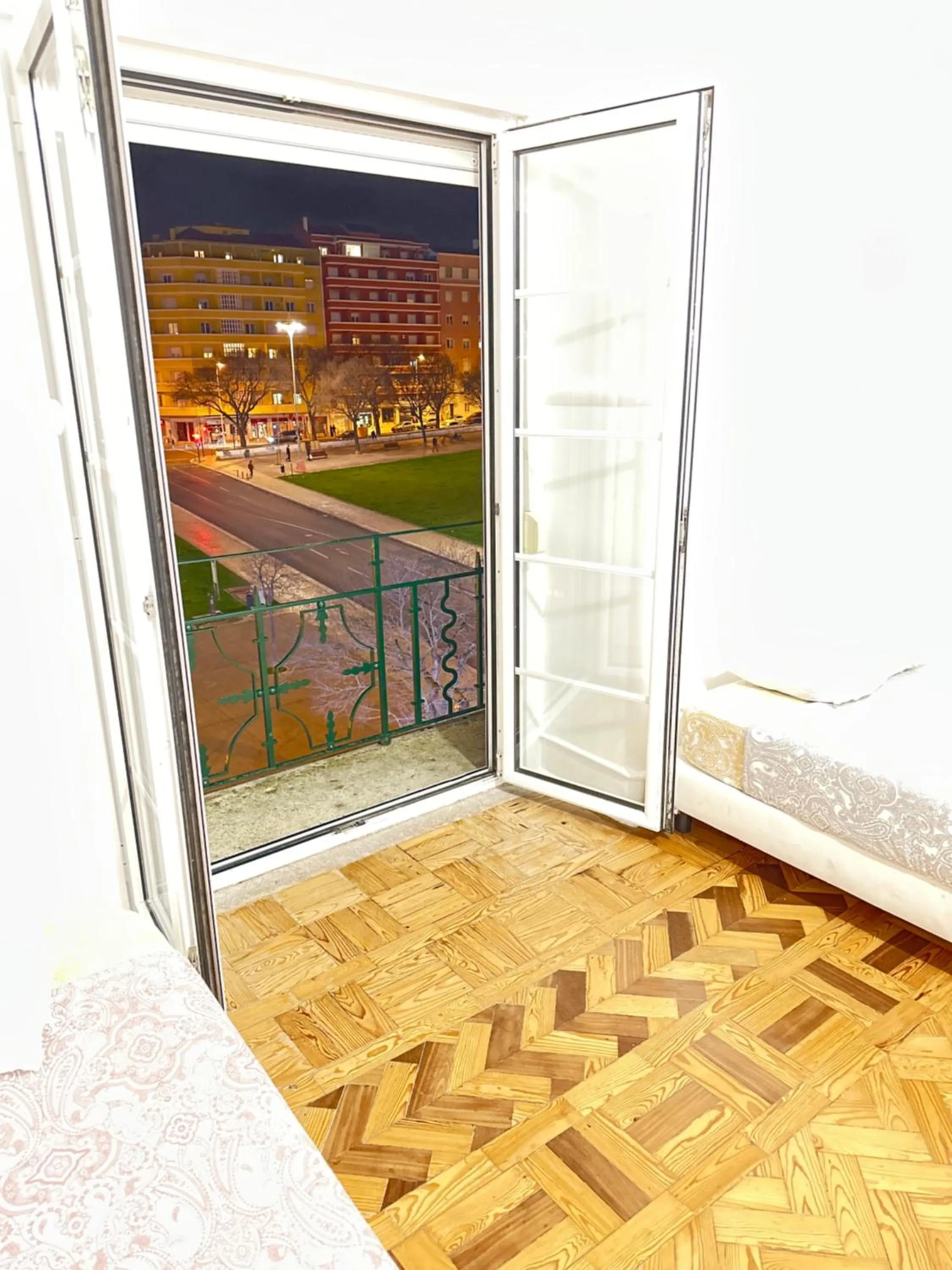 Bed in Rainbow Guest House