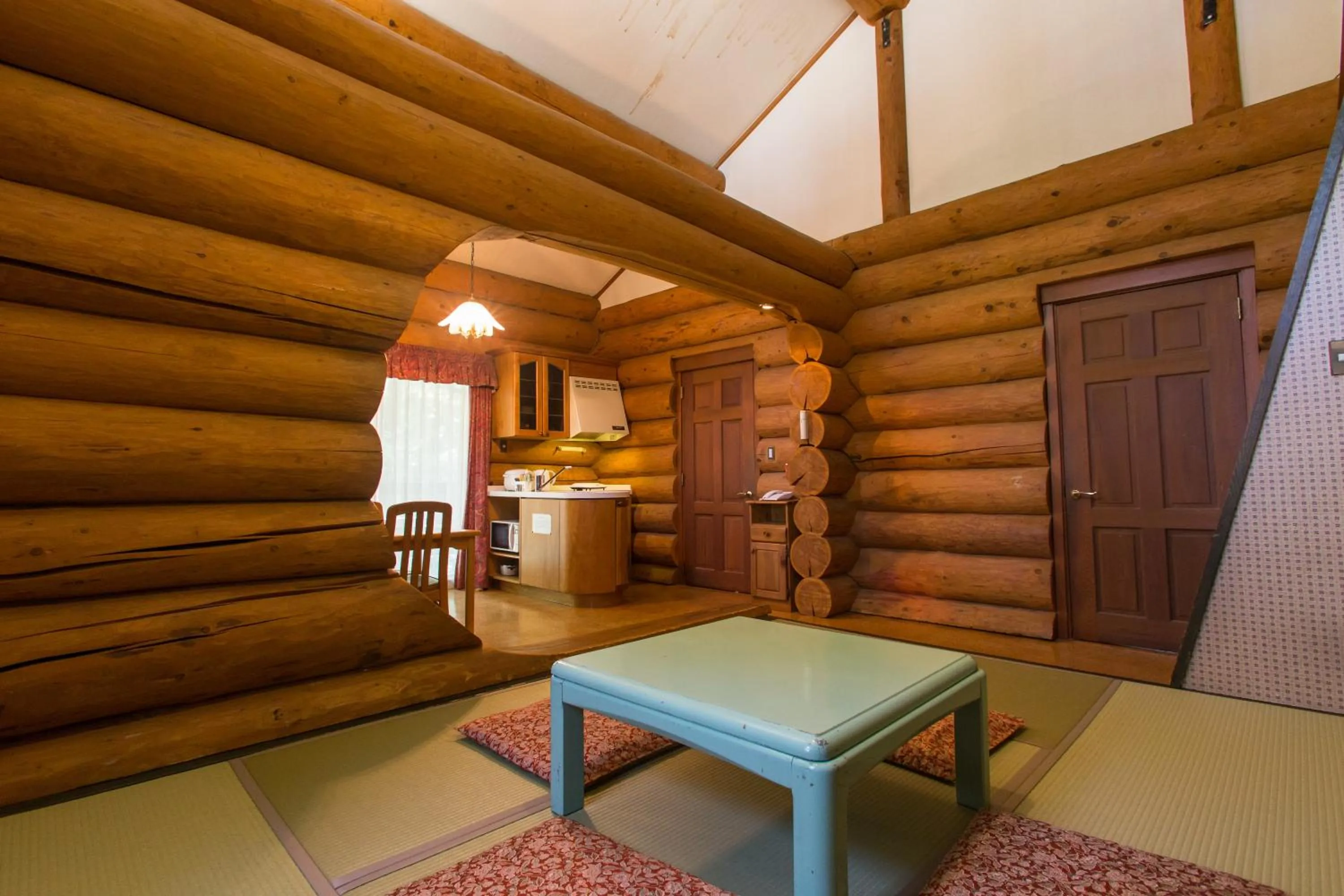 Day in Kusatsu Onsen Hotel Village