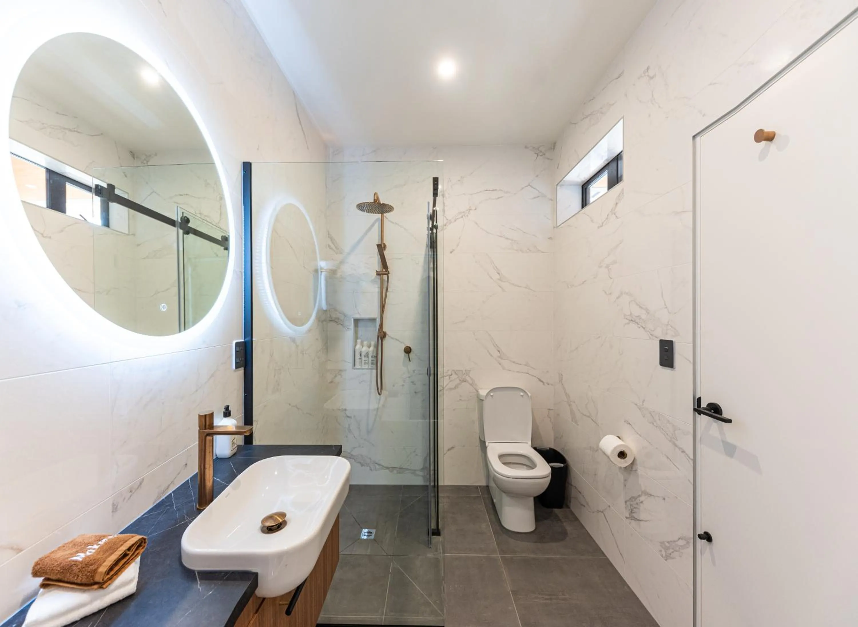 Shower in Galaxy Boutique Hotel