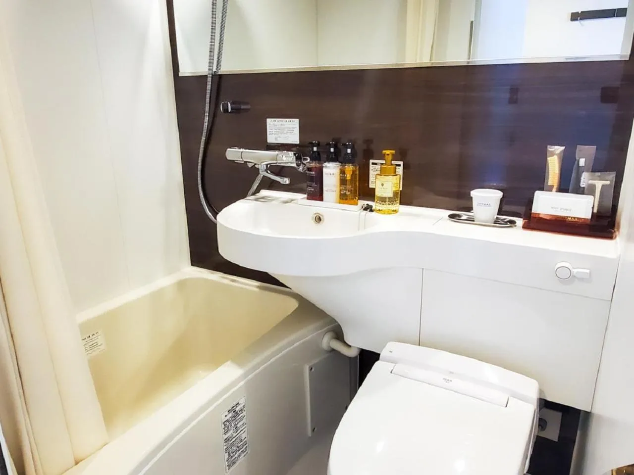 Bathroom in HOTEL LiVEMAX Yokohama Stadium Mae