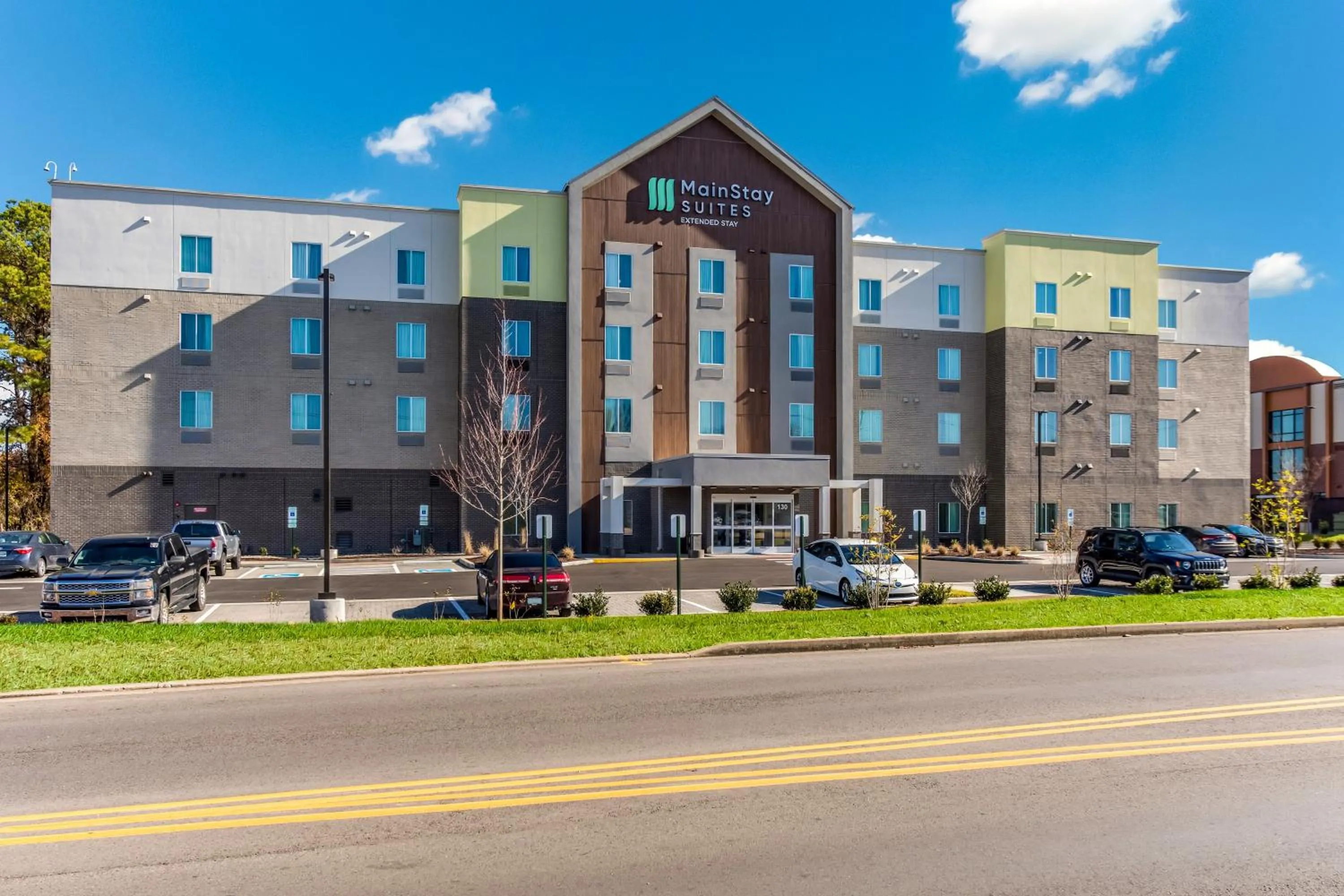 Property building in MainStay Suites Murfreesboro