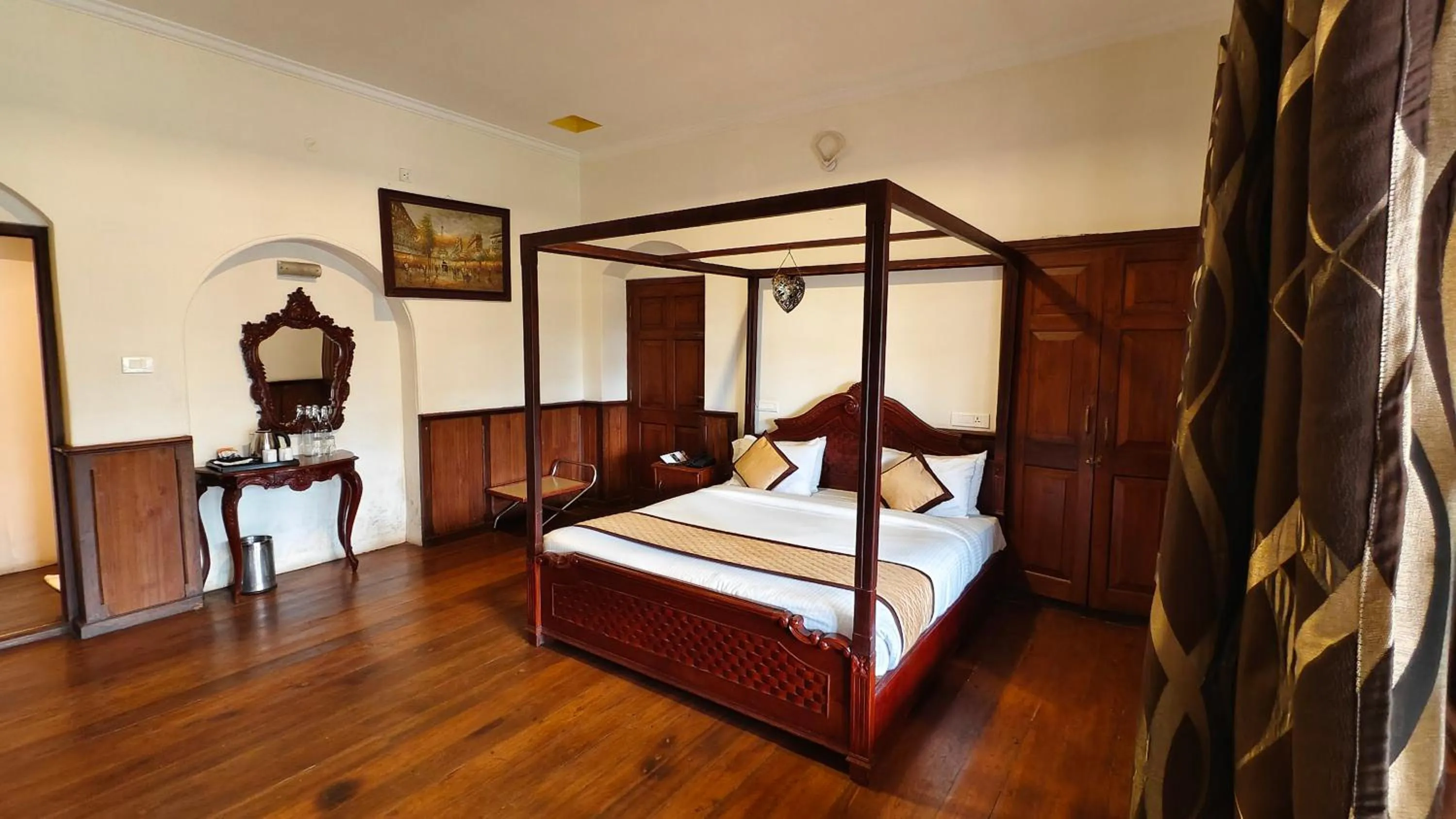 Bedroom, Bed in Yantra Resort, Ooty