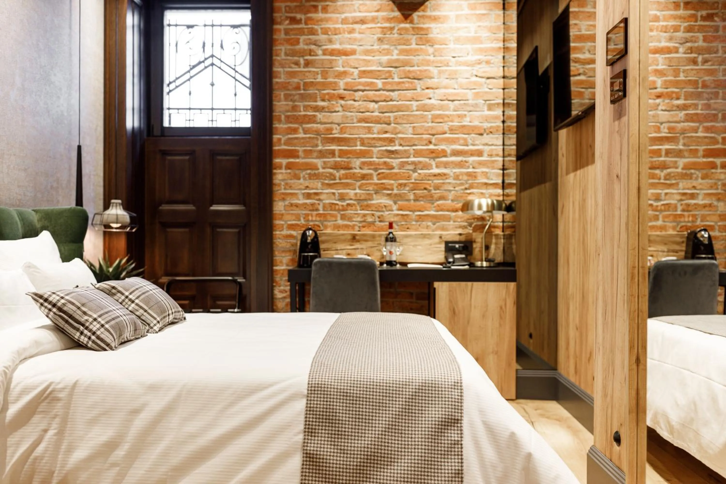 Photo of the whole room, Bed in SCHUSTER Boarding House