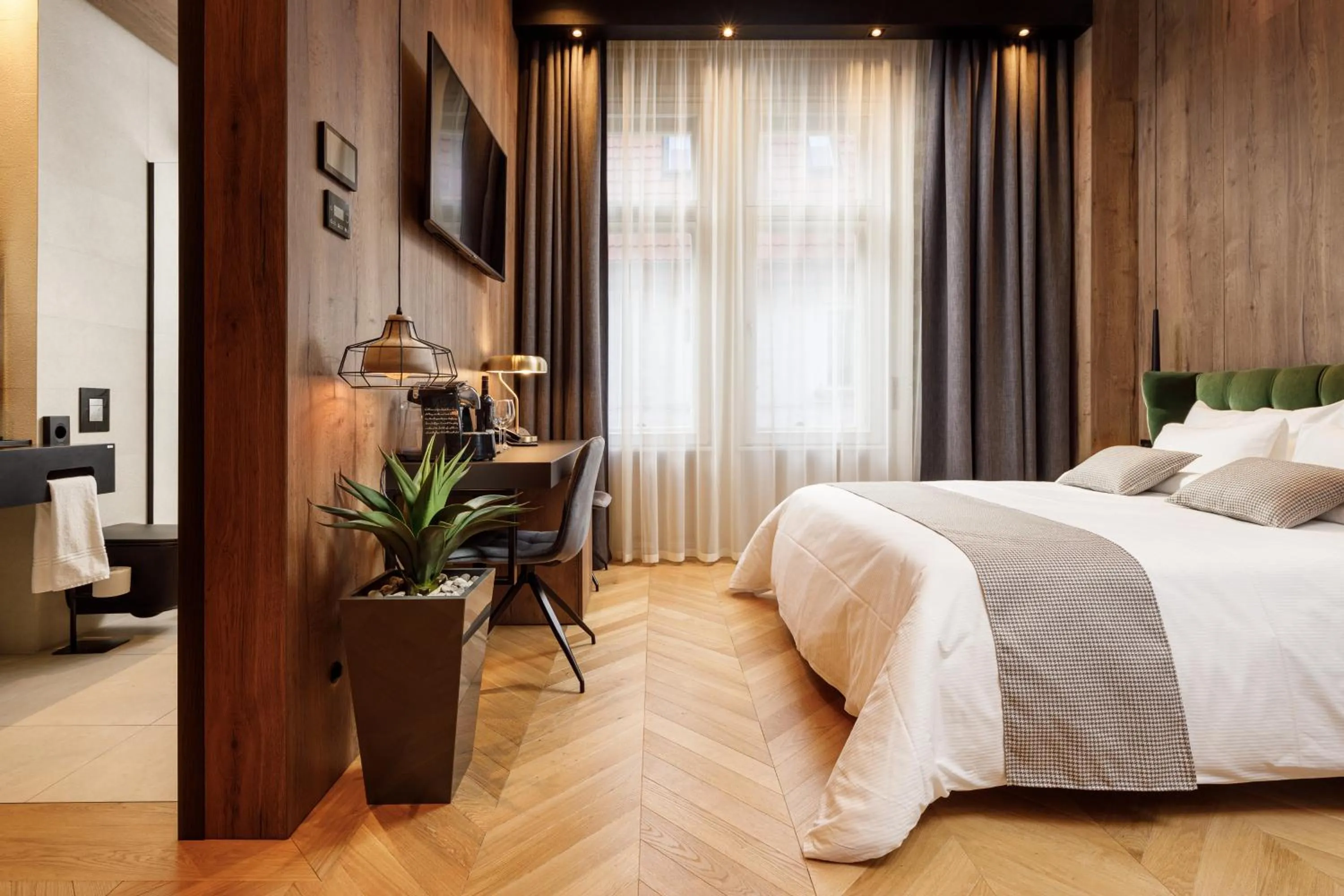 Photo of the whole room, Bed in SCHUSTER Boarding House