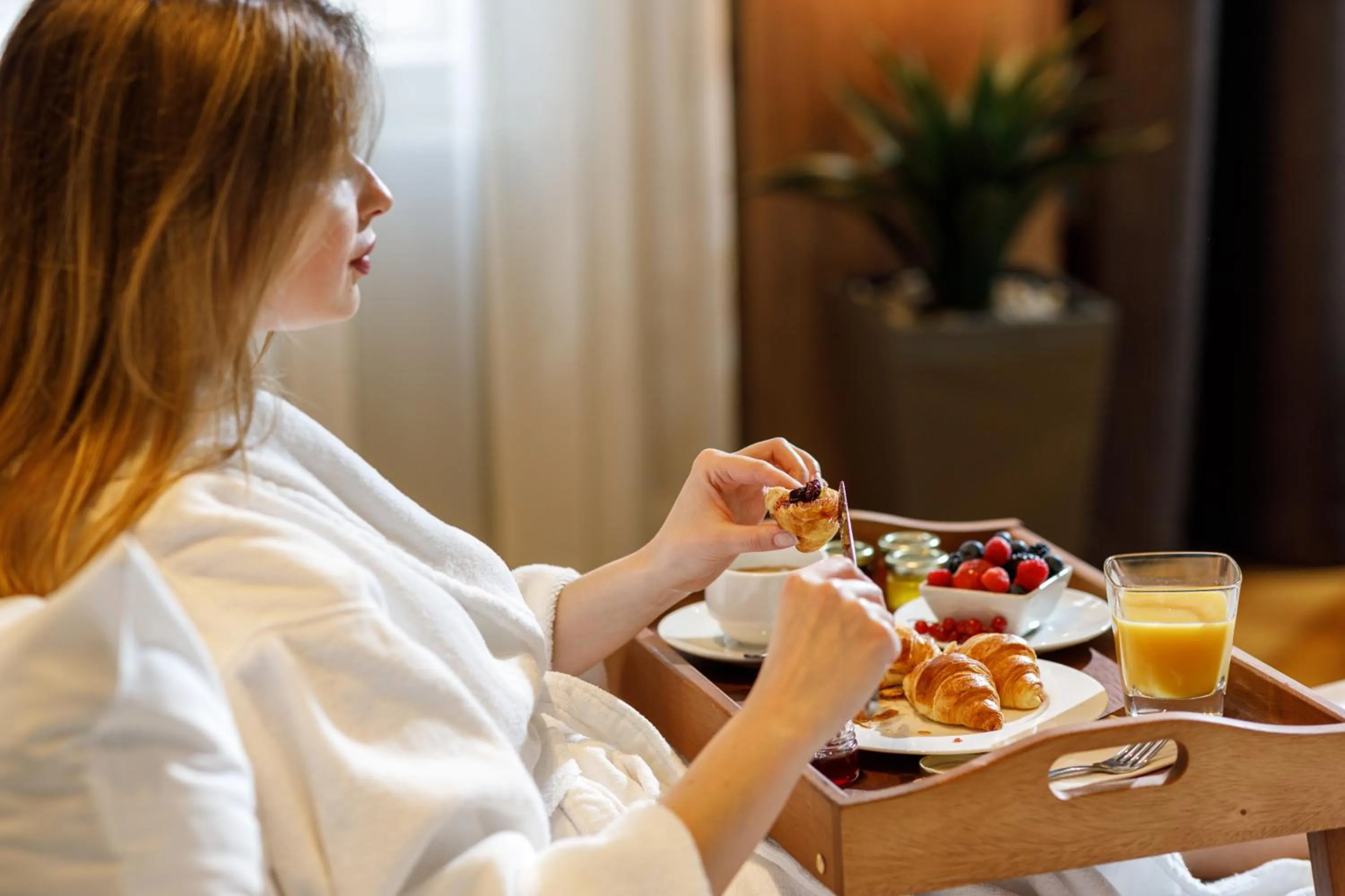 Breakfast in SCHUSTER Boarding House