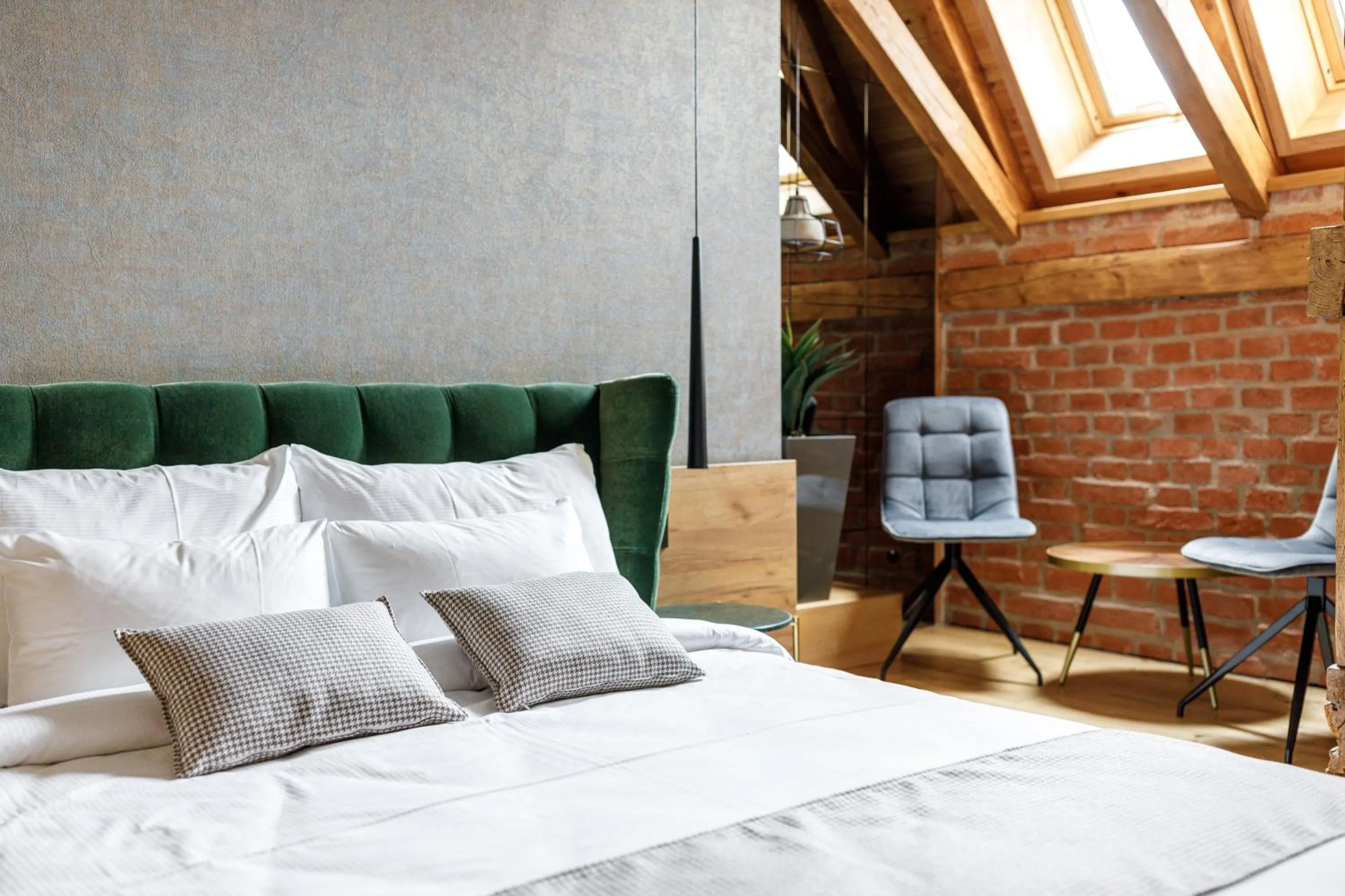 Seating area, Bed in SCHUSTER Boarding House