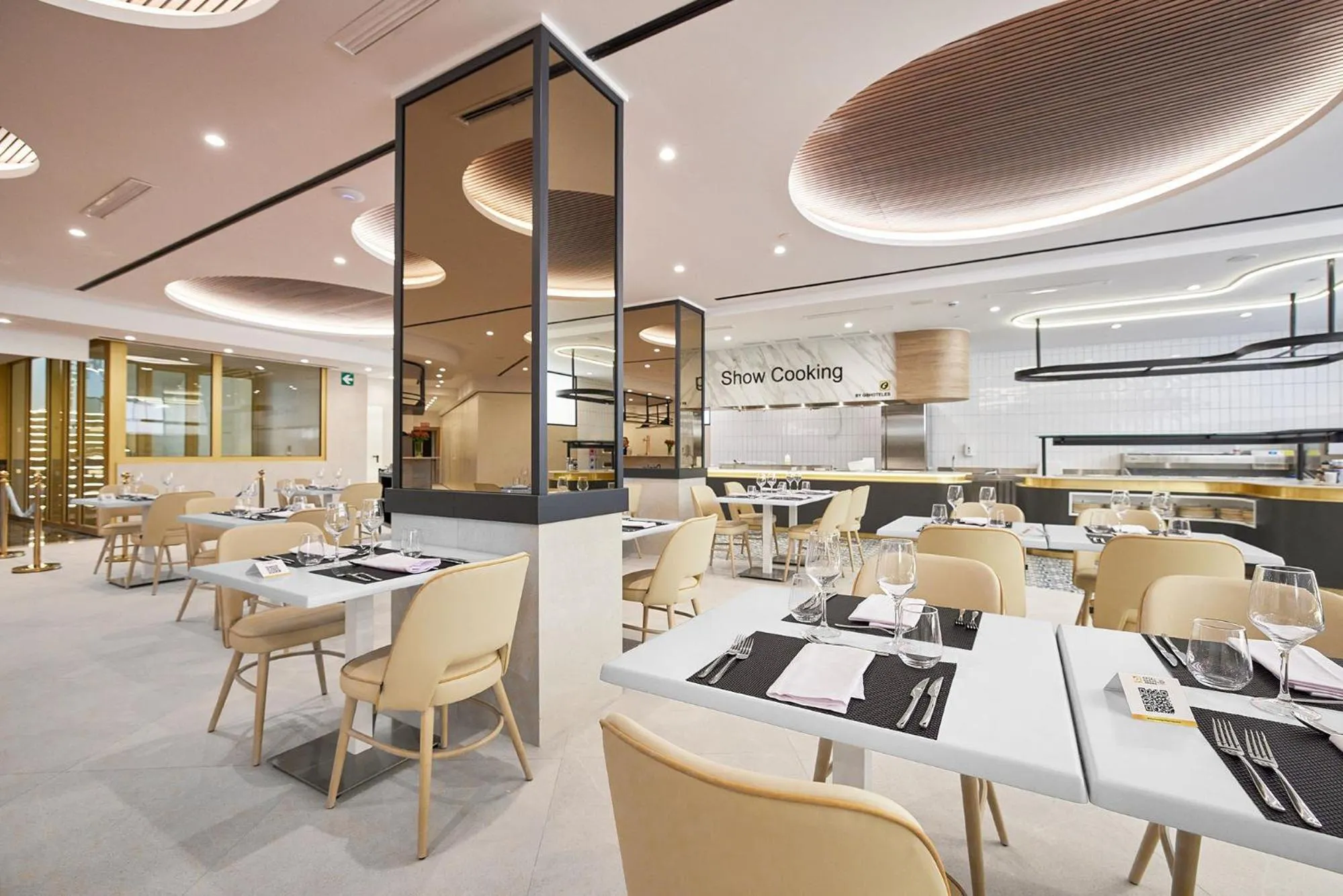 Restaurant/places to eat in Hotel Gold Arcos 4 Sup - Opened May 2022