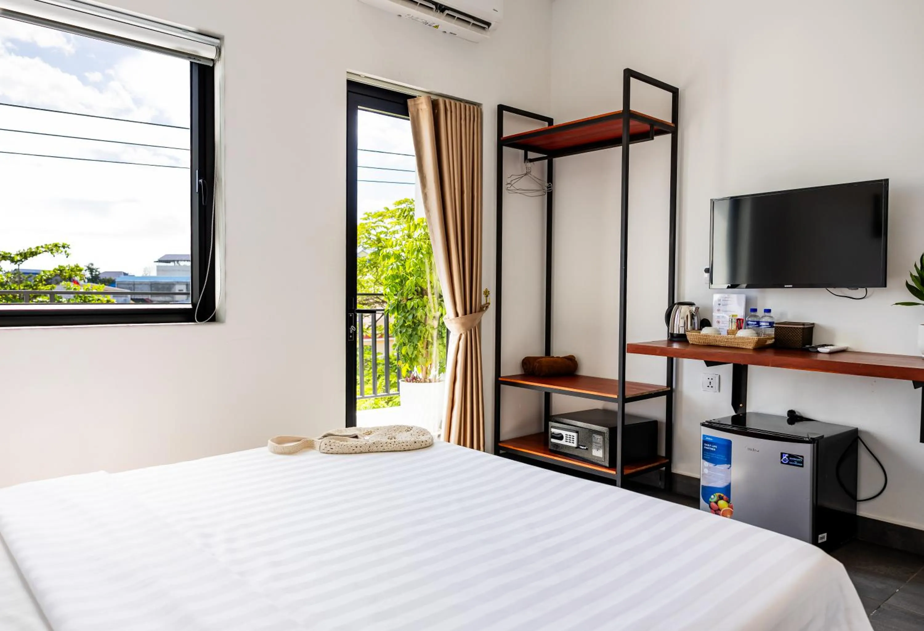 View (from property/room), Bed in Onederz Kampot