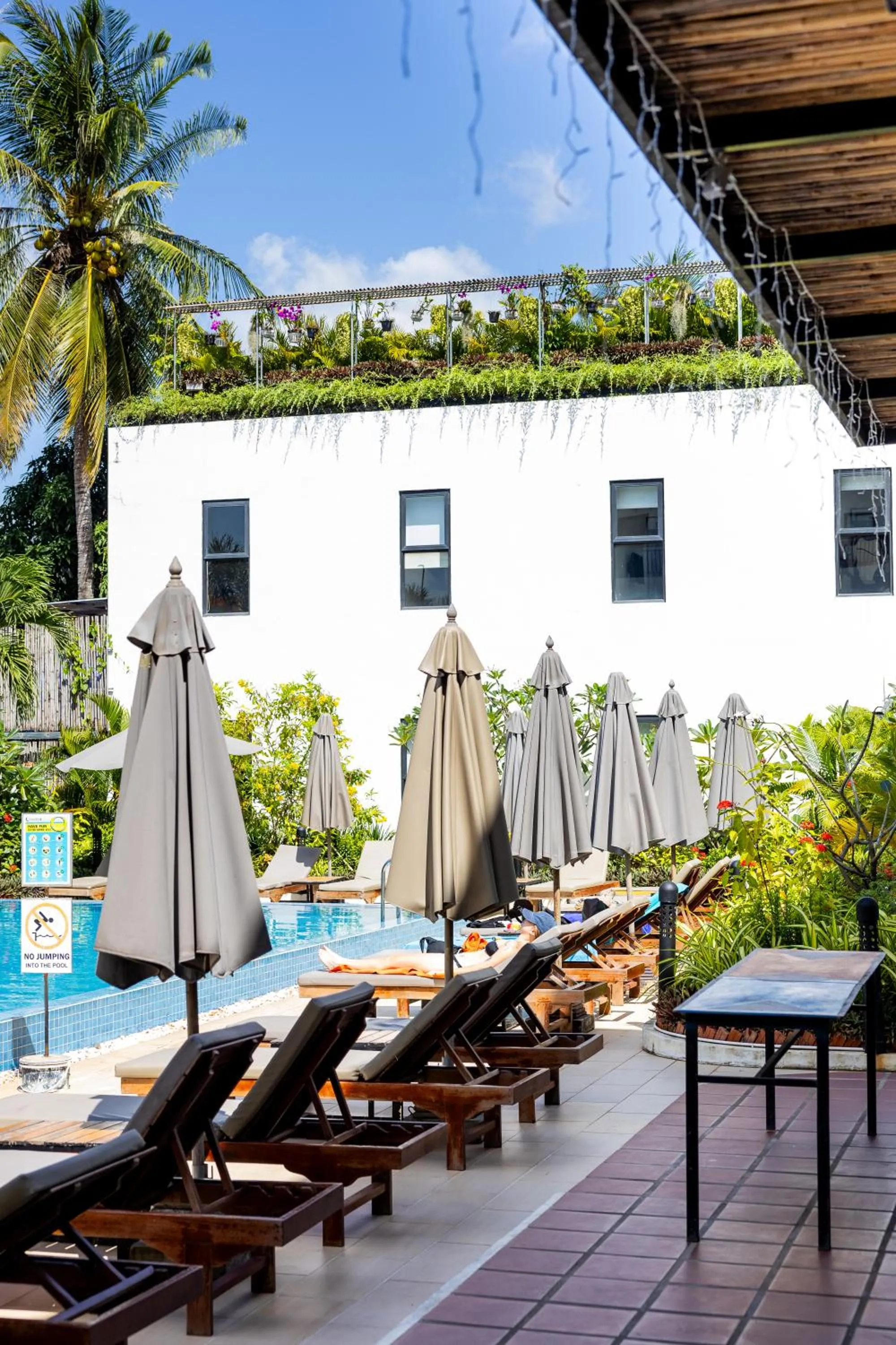 Property building in Onederz Kampot