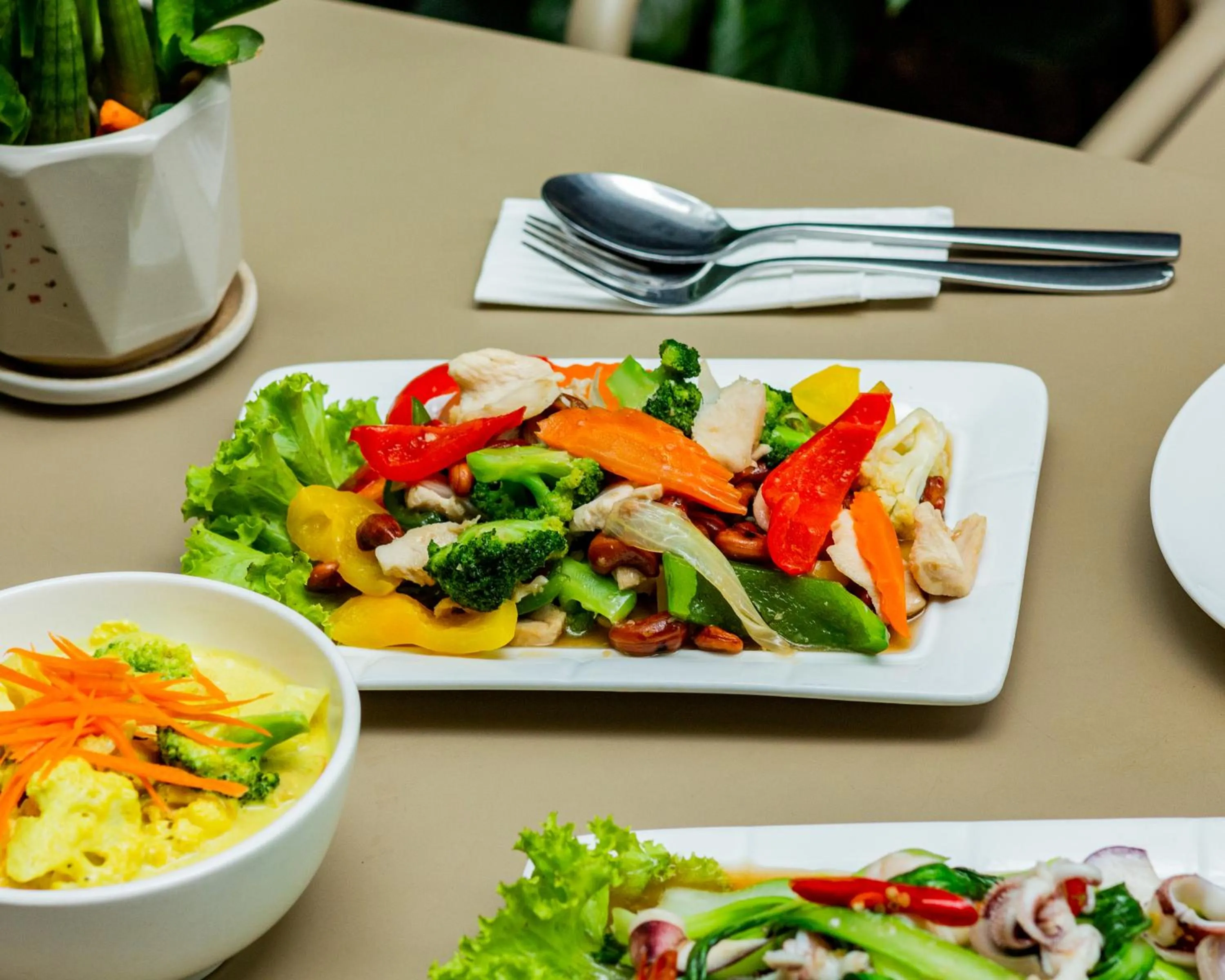 Food in Onederz Kampot