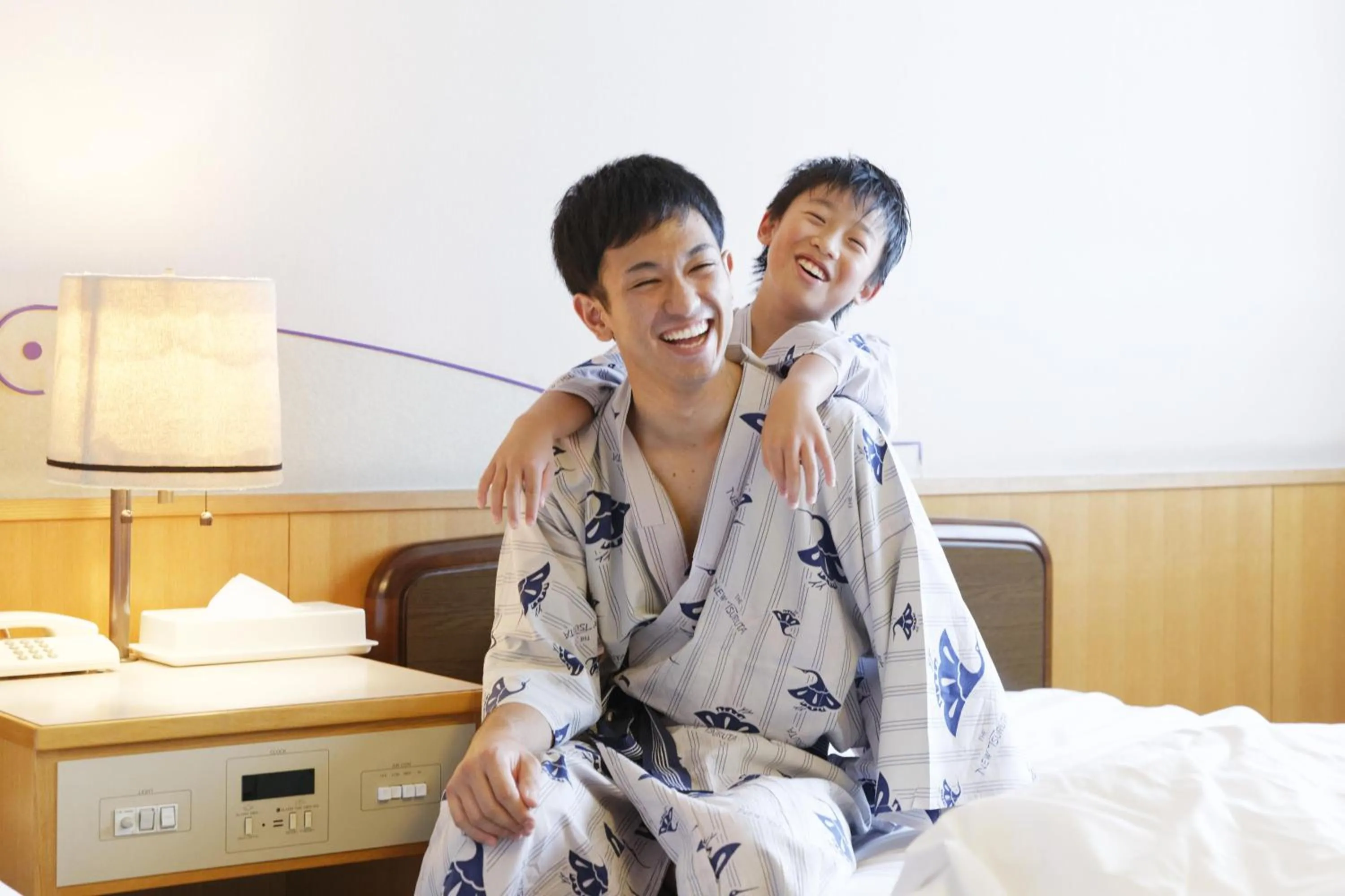 Family, Bed in Hotel New Tsuruta