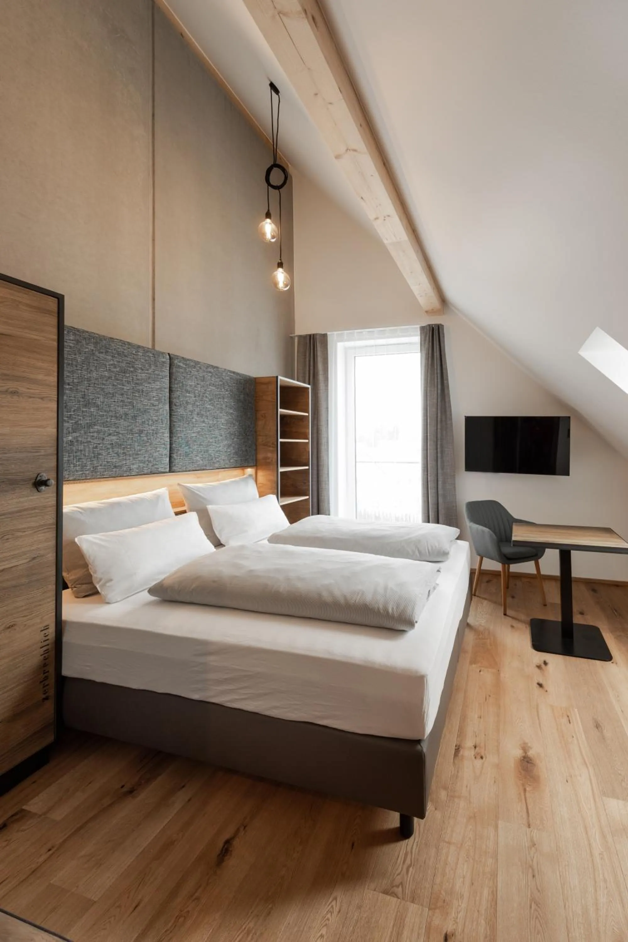 Photo of the whole room, Bed in GH1 Aparthotel am Glockenplatz