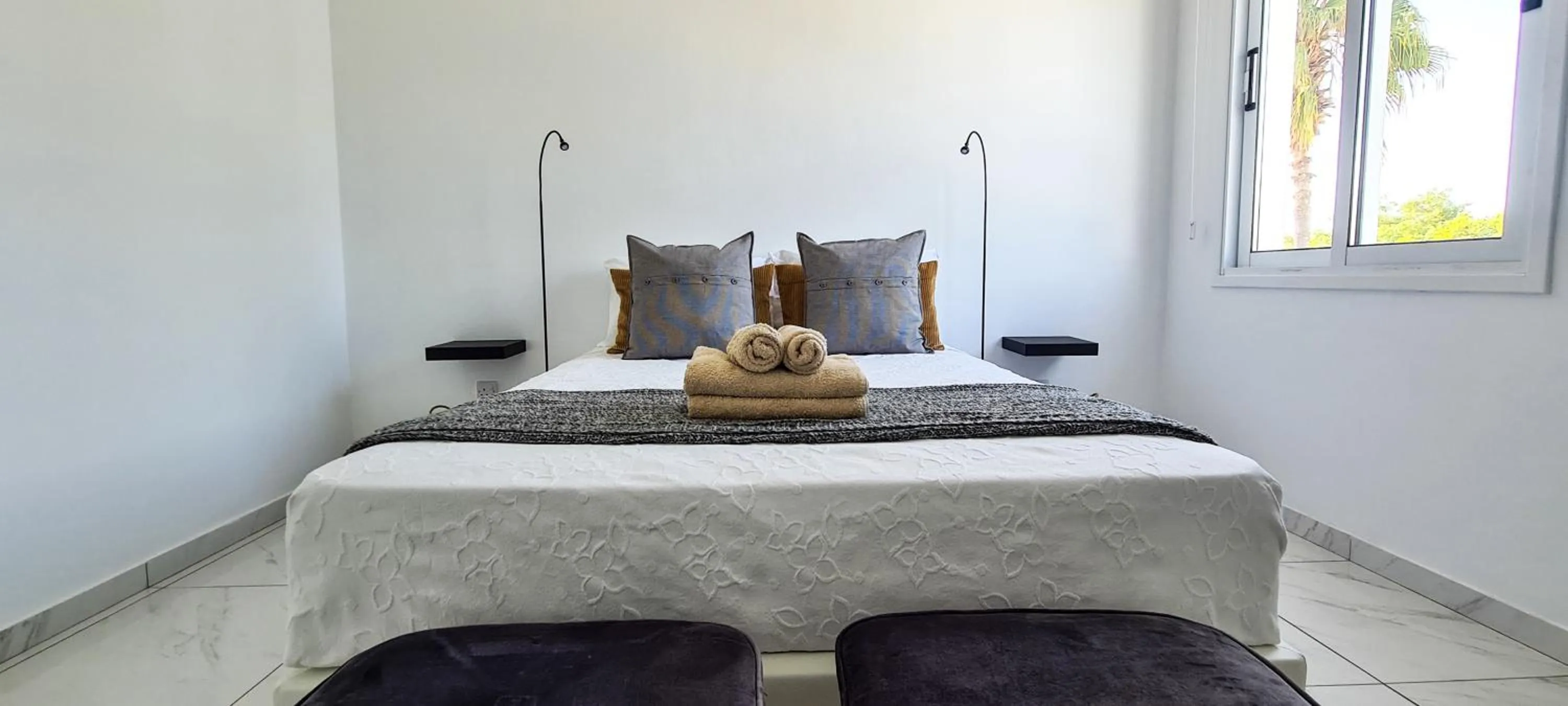 Property building in Phaedrus Living - Seaside Executive Flat Harbour 206